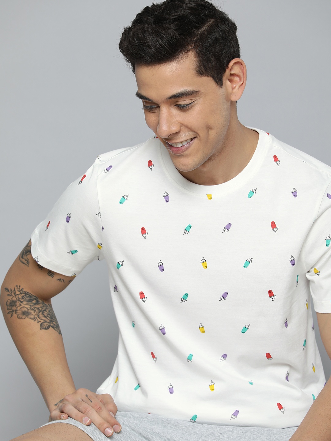 

Mast & Harbour Men White Pure Cotton Printed Round Neck T-shirt