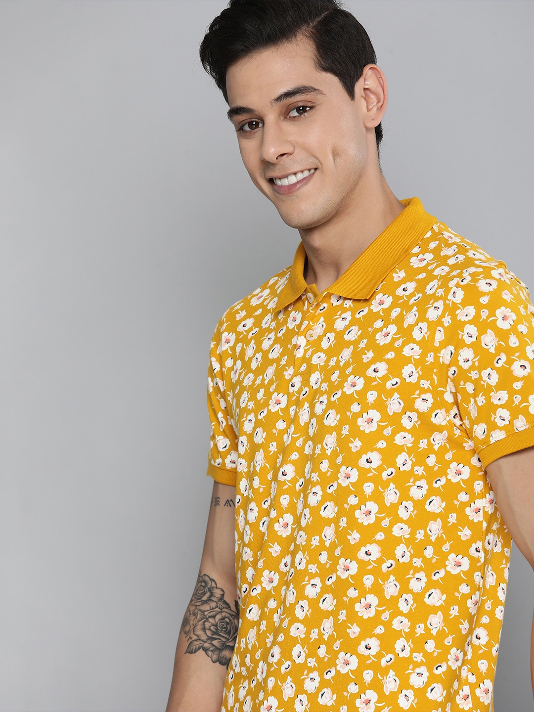 

Mast & Harbour Men Mustard Yellow & White Floral Printed Polo Collar Pure Cotton T-shirt