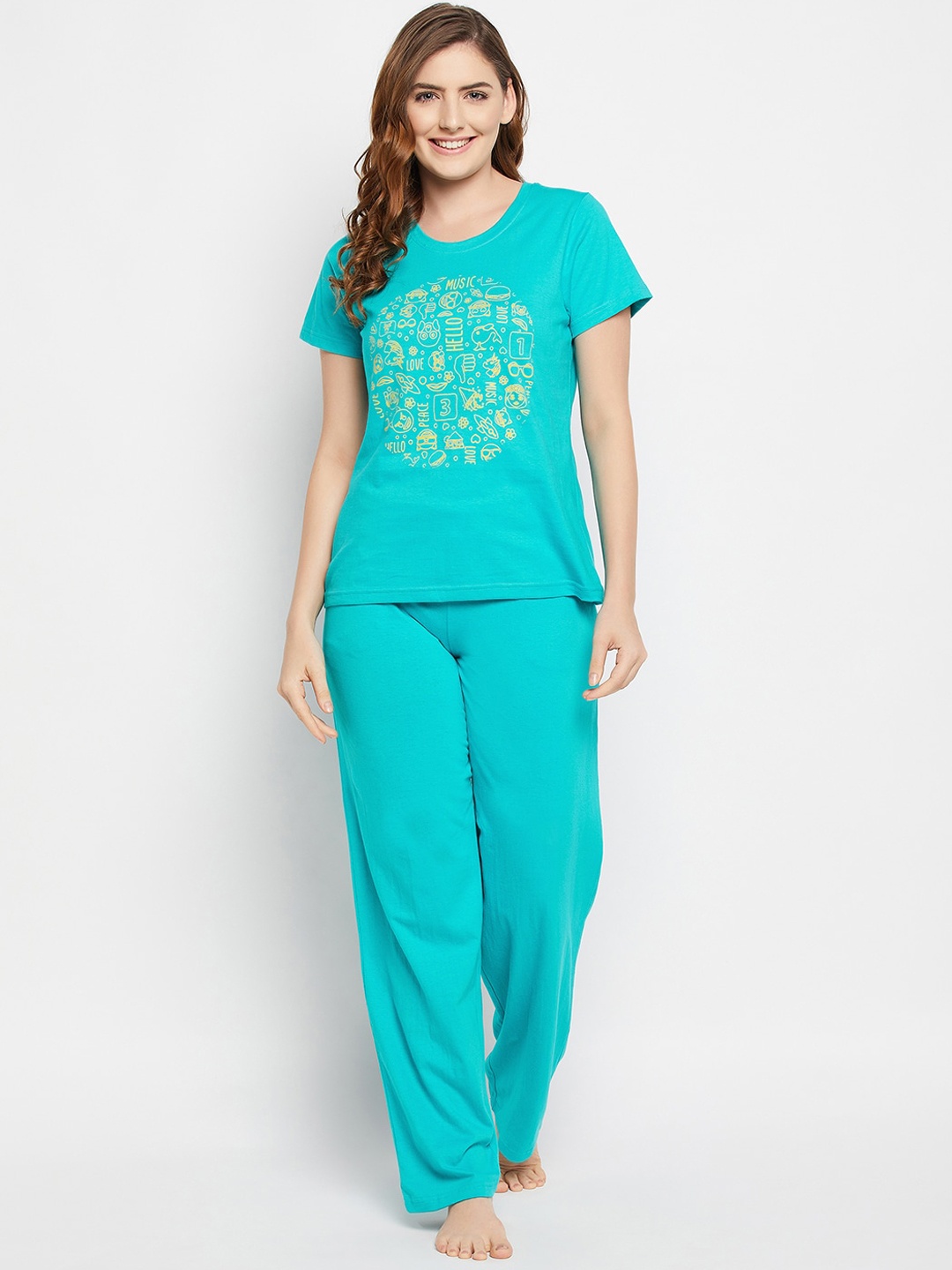 

Clovia Women Green & Yellow Printed Night suit