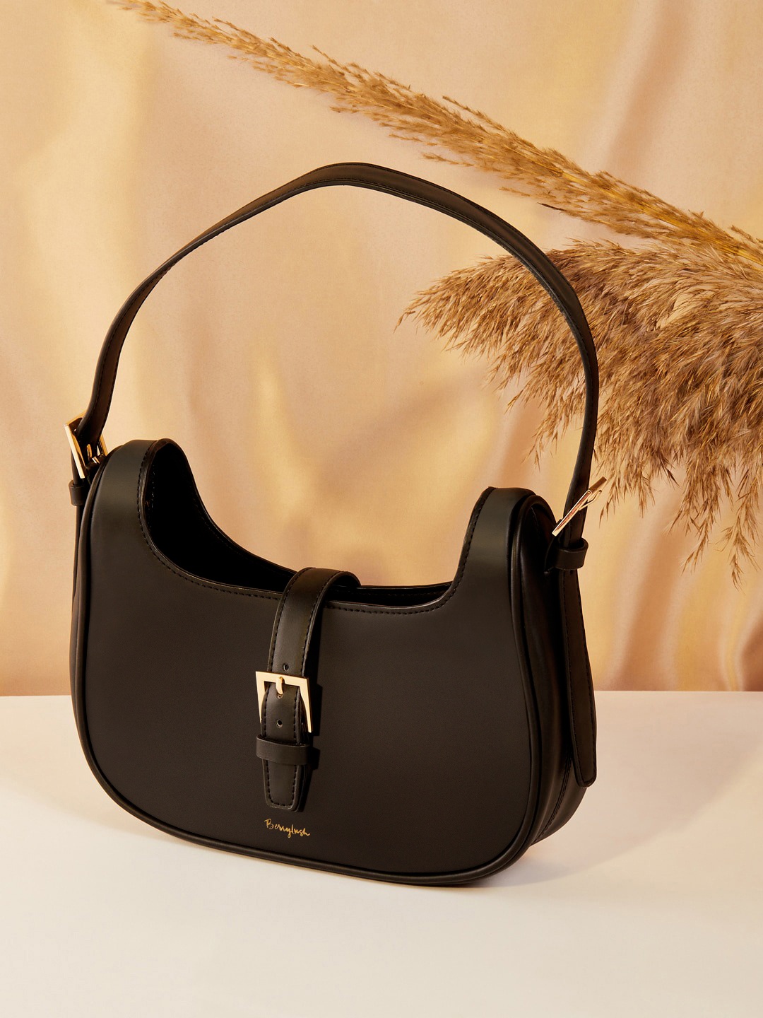 

Berrylush Women Black PU Swagger Shoulder Bag