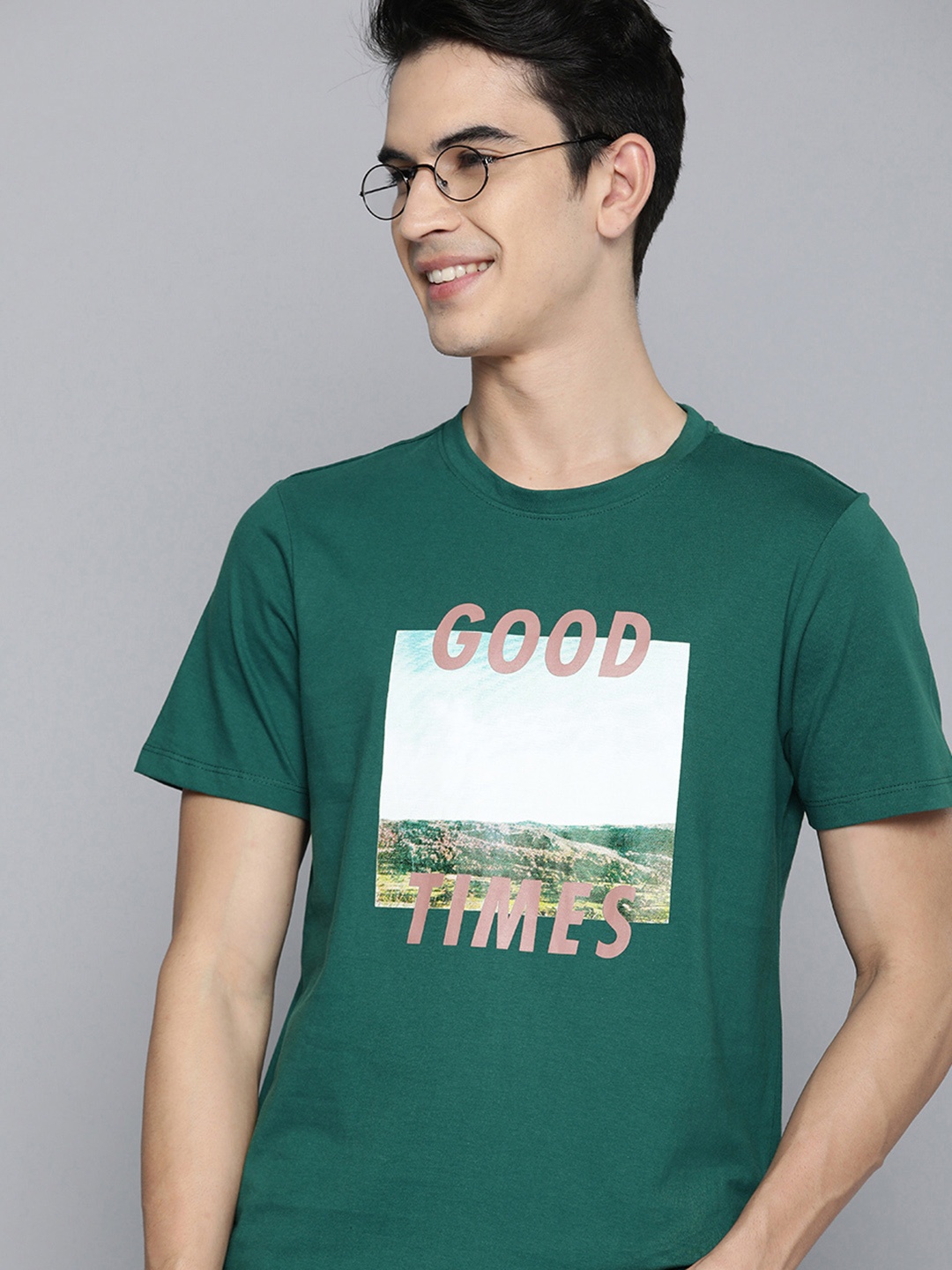 

Mast & Harbour Men Green Typography Printed T-shirt