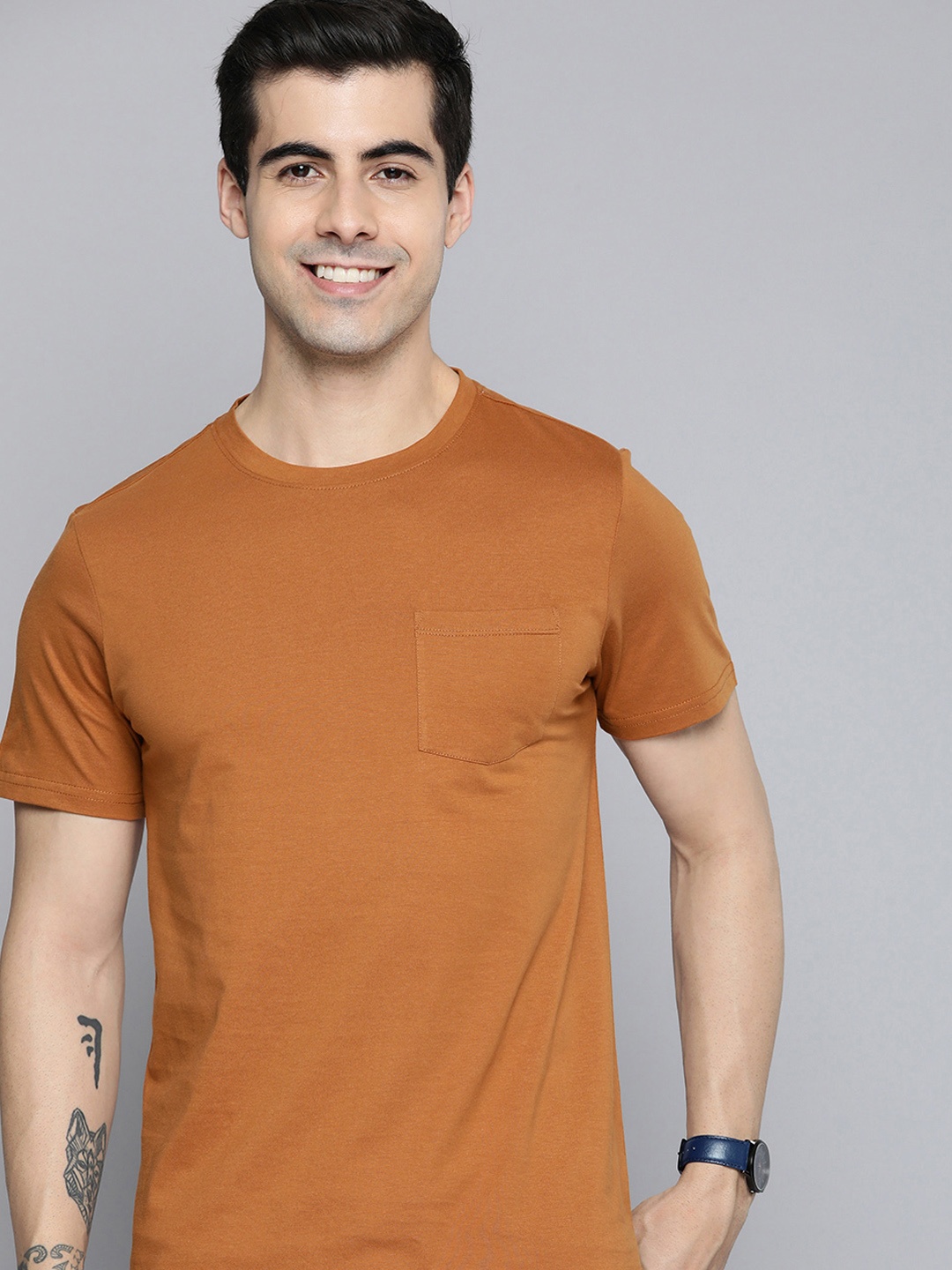 

Mast & Harbour Men Brown T-shirt