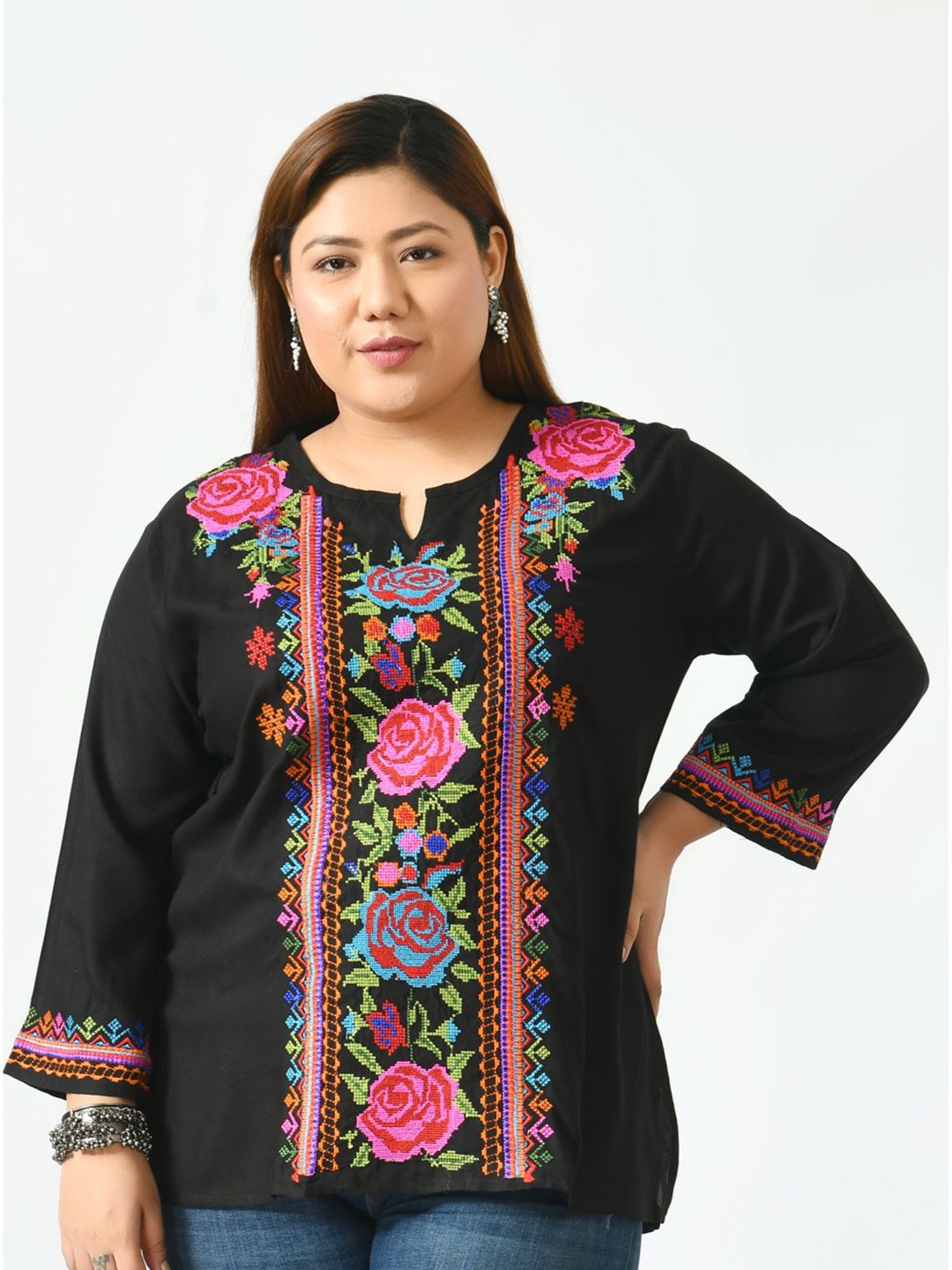 

SAAKAA Black Floral Print Keyhole Neck Top