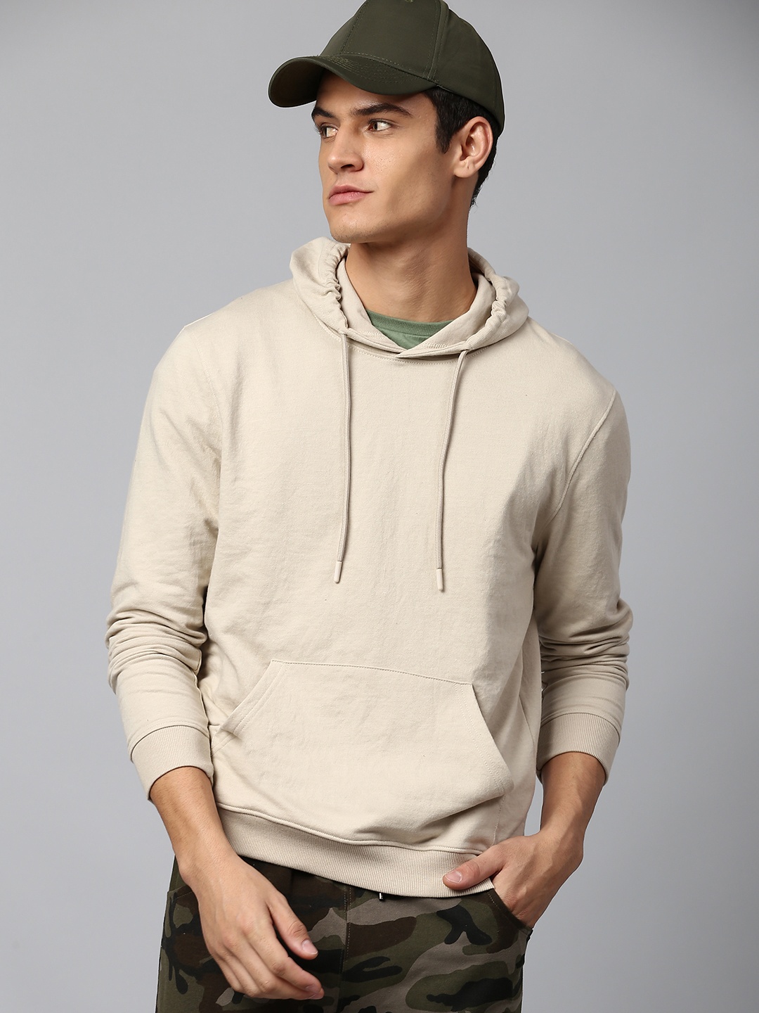 

Dennis Lingo Men Cream Solid Hooded Sweatshirt