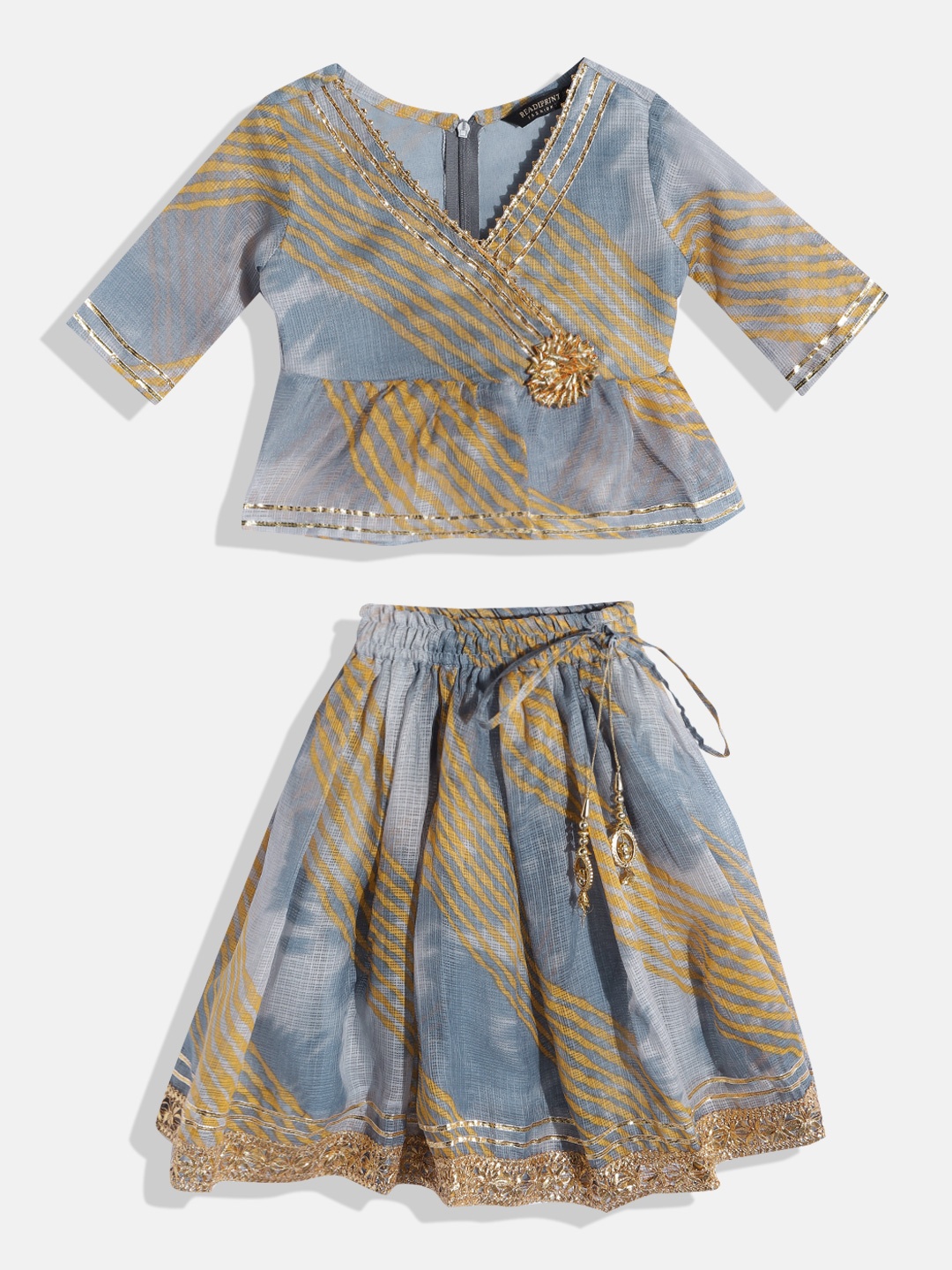 

Readiprint Fashions Girls Grey & Gold-Toned Printed Ready to Wear Lehenga & Choli