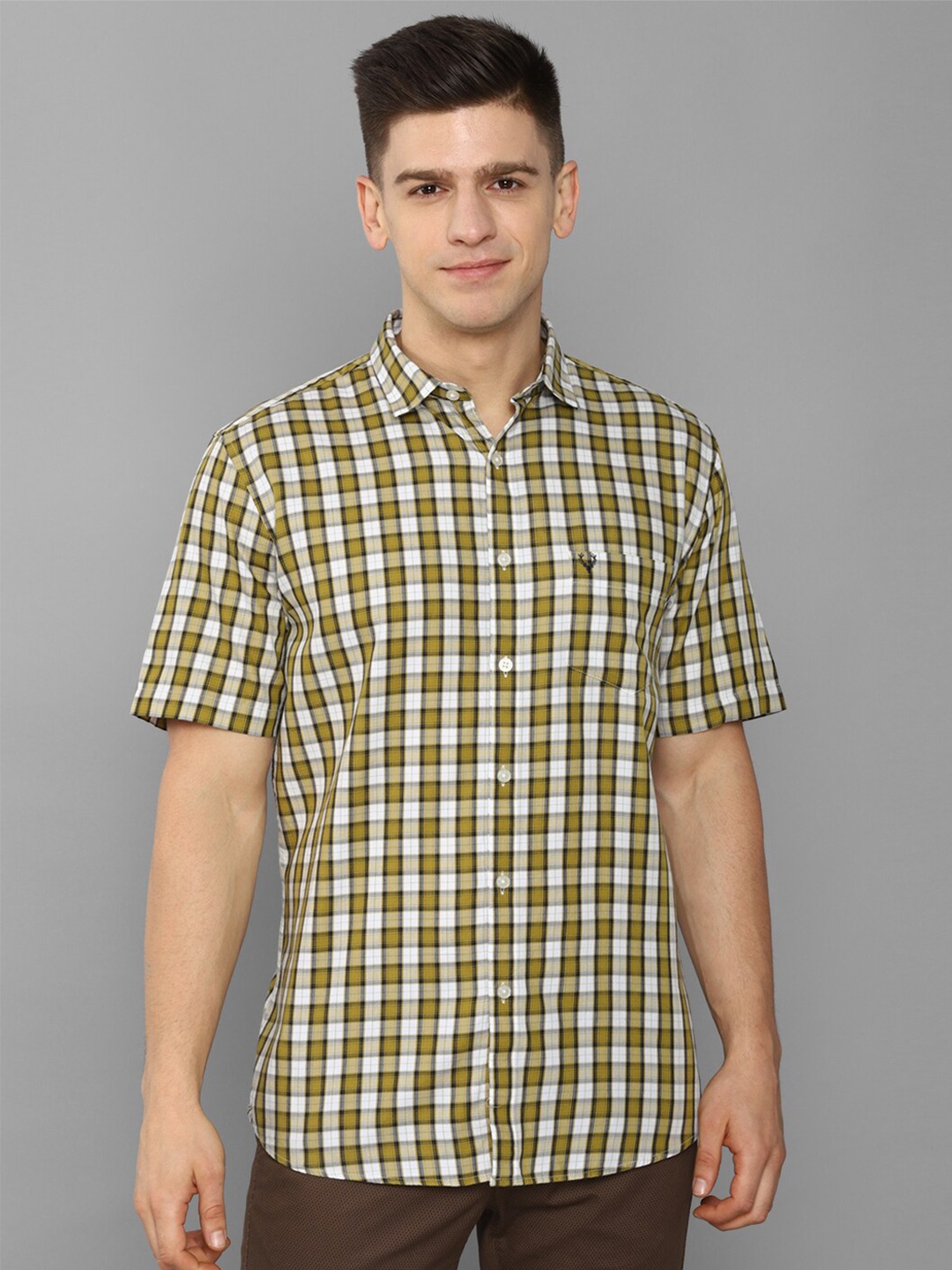 

Allen Solly Men Green Checked Cotton Casual Shirt