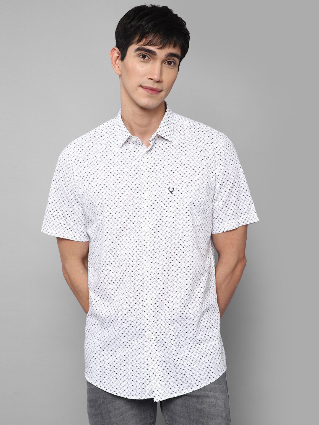 

Allen Solly Men White Slim Fit Printed Casual Shirt