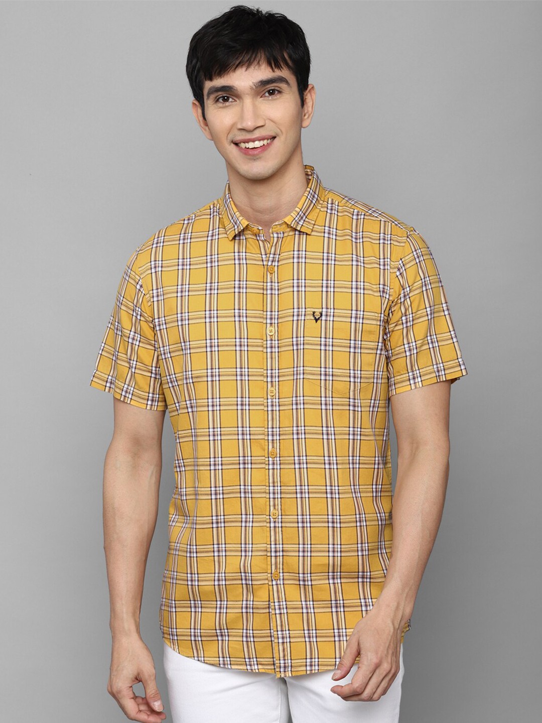 

Allen Solly Sport Men Mustard & White Checked Cotton Casual Shirt
