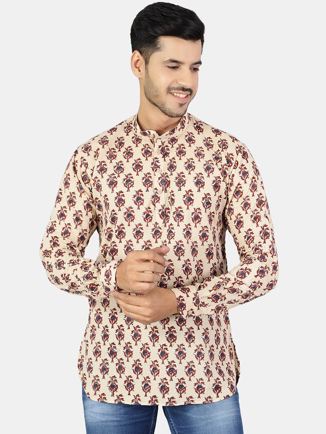 

Wintage Men Cream-Coloured & Red Floral Printed Kurta