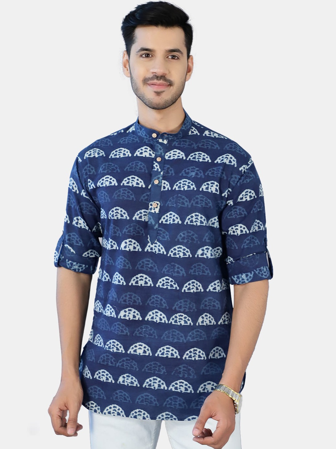 

Wintage Men Blue Ethnic Motifs Printed Cotton Kurta