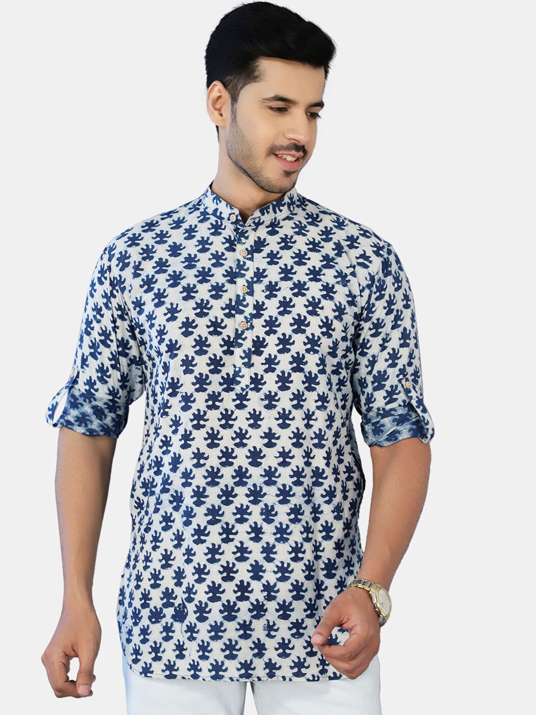 

Wintage Men Blue & White Ethnic Motifs Printed Kurta