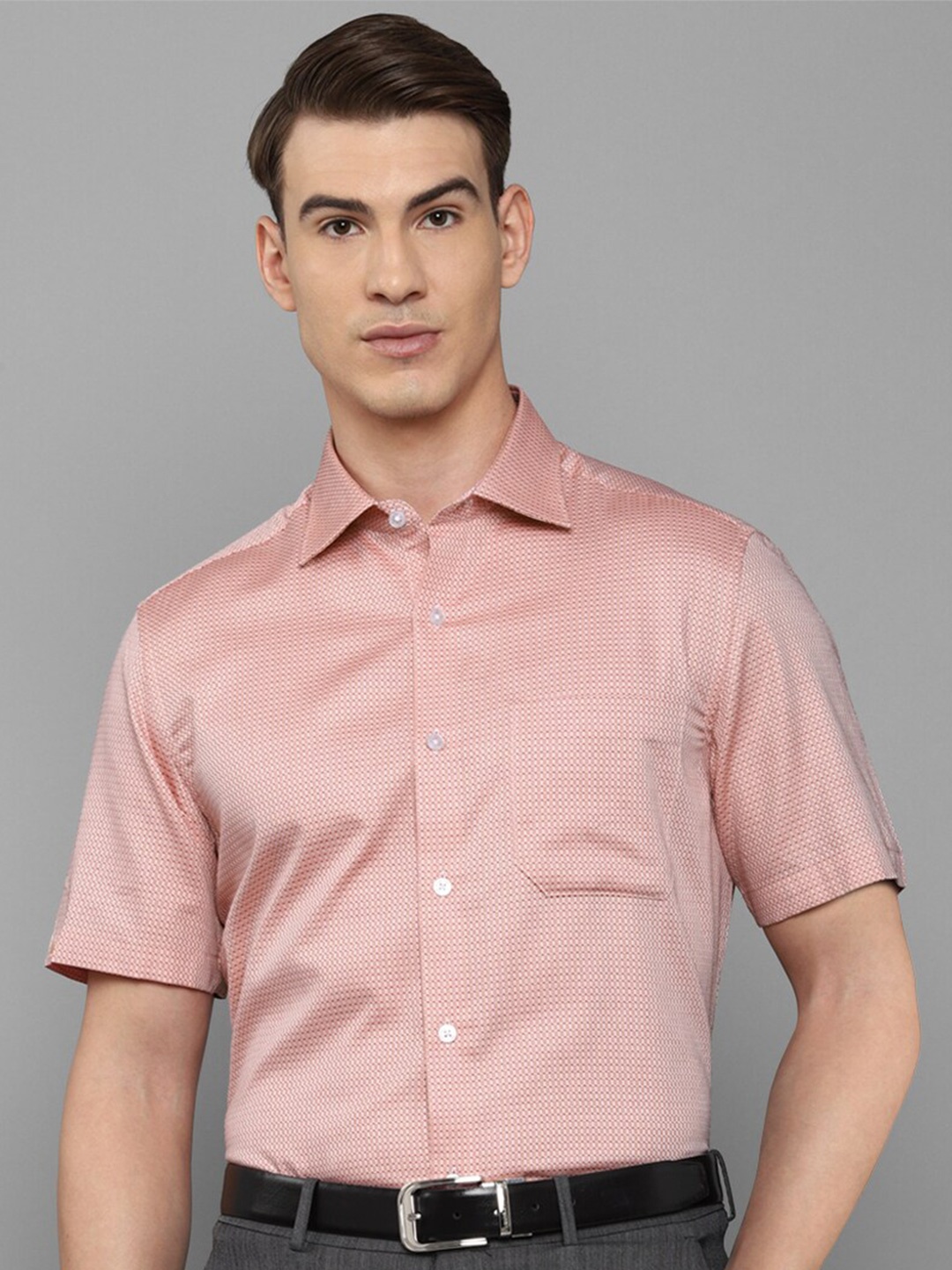 

Louis Philippe Men Pink Formal Shirt