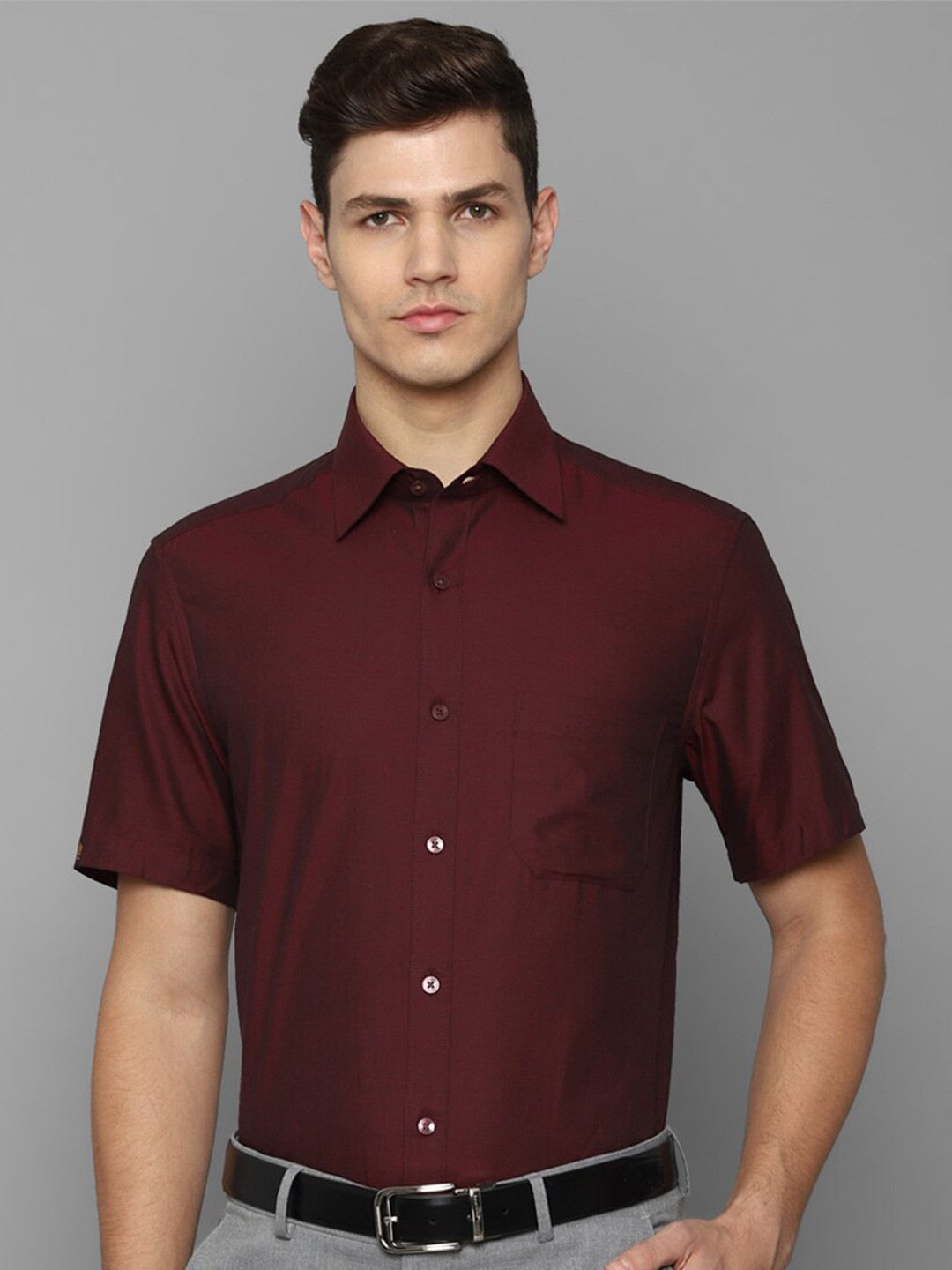 

Louis Philippe Men Maroon Cotton Formal Shirt