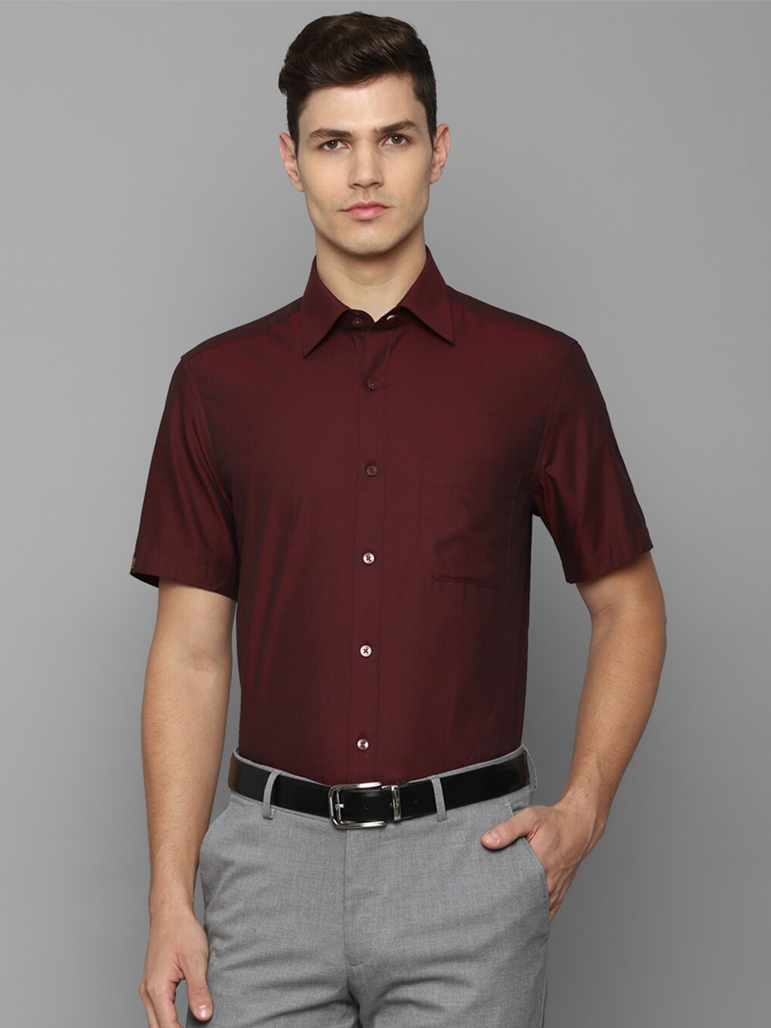 

Louis Philippe Men Maroon cotton Formal Shirt