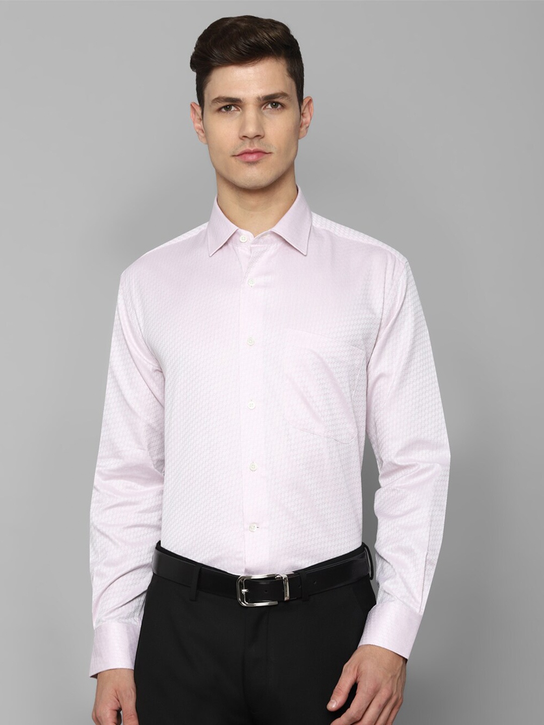 

Luxure by Louis Philippe Men Pink Cotton Formal Shirt