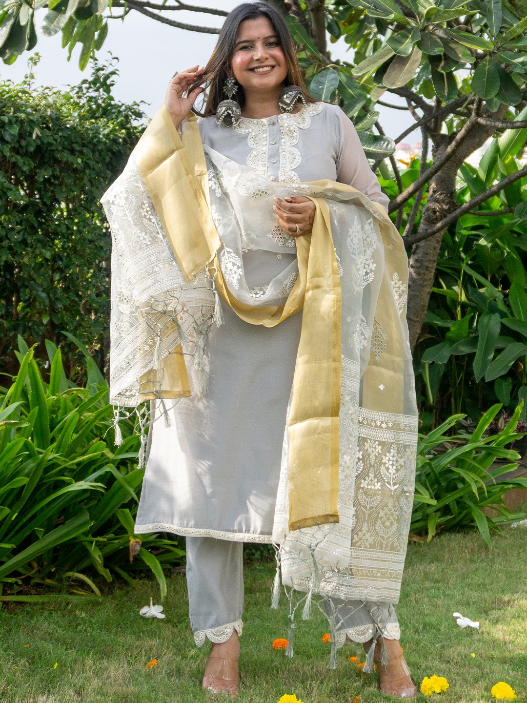 

Libas Women Grey Yoke Design Mirror Work Chanderi Silk Kurta with Trousers & Dupatta