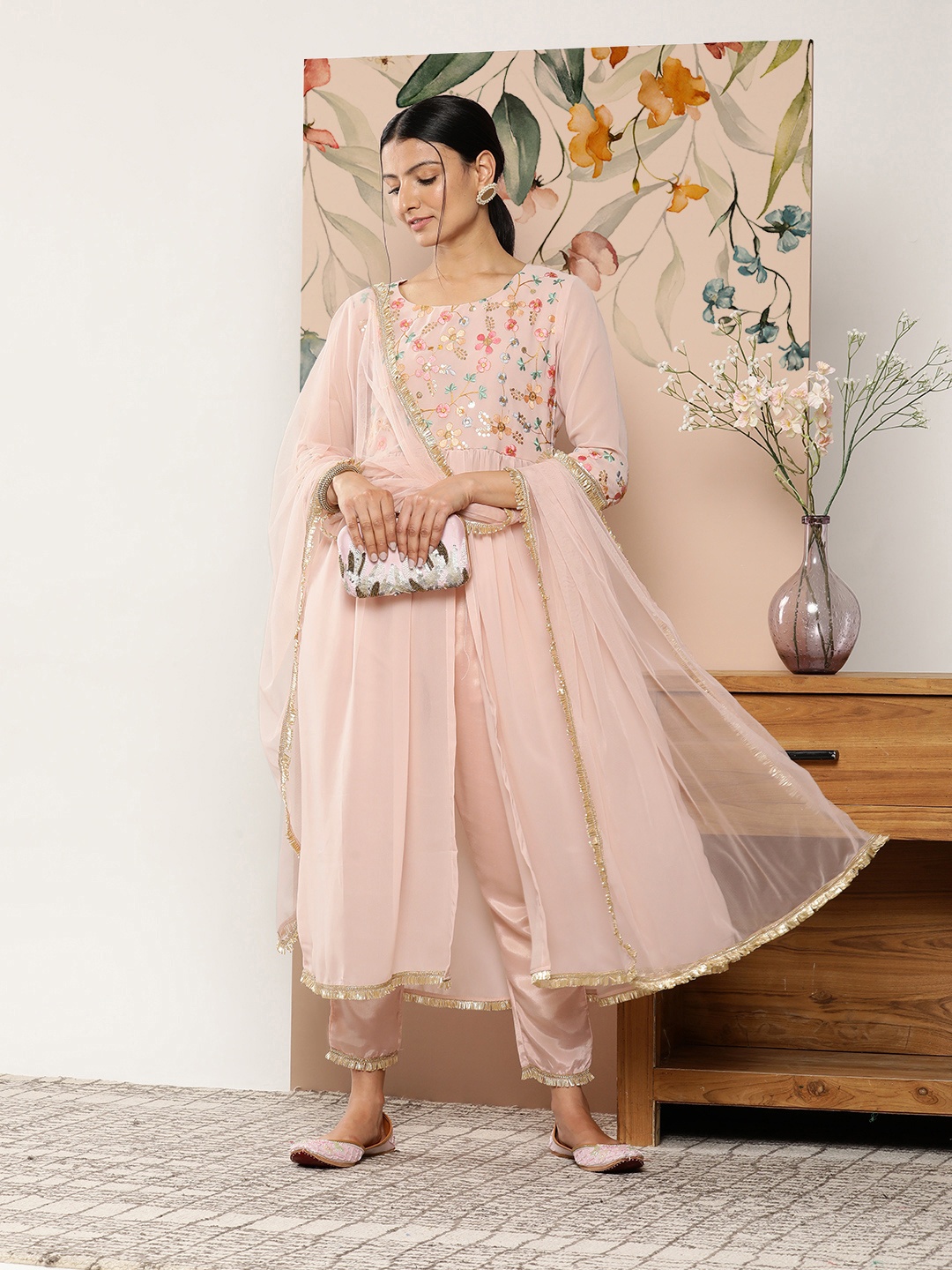 

Libas Women Floral Embroidered Kurta with Trousers & Dupatta, Pink