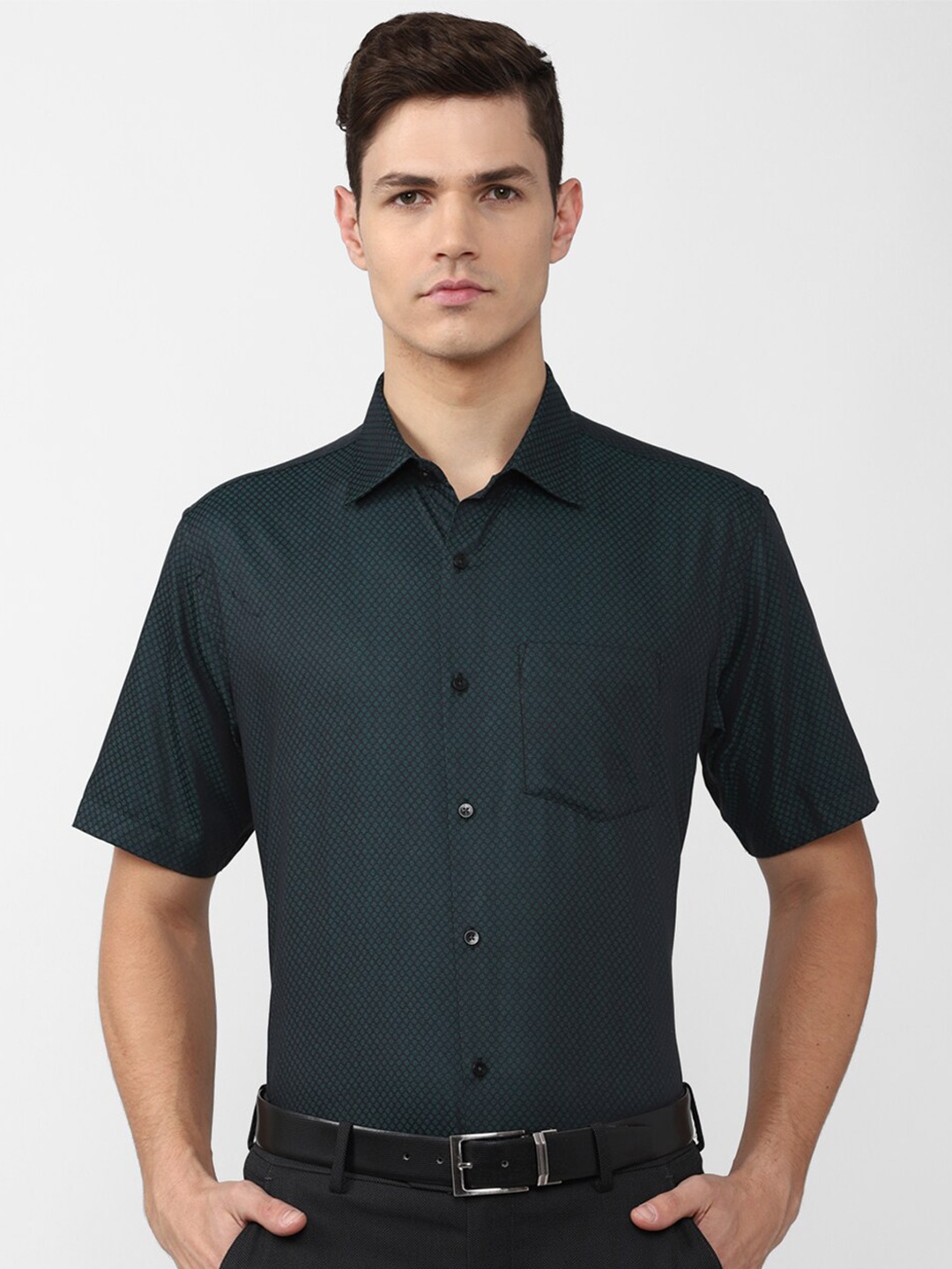 

Van Heusen Men Green Cotton Formal Shirt