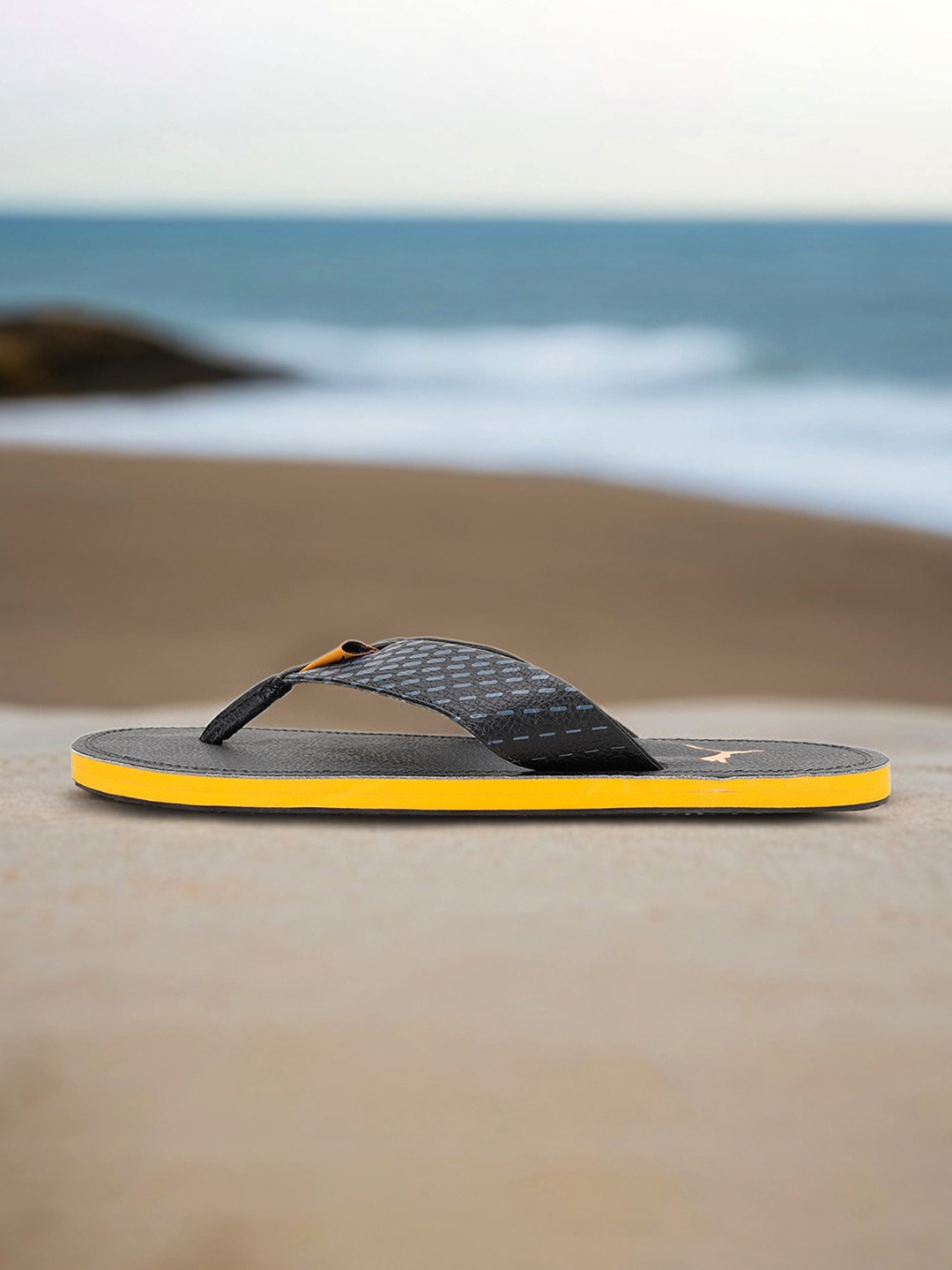 

Puma Men Black Ketava Duo v7 Thong Flip-Flops