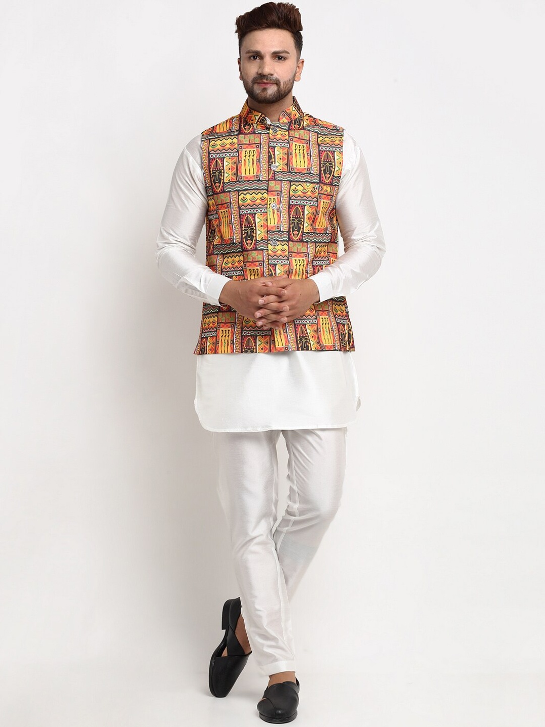 

Benstoke Men White Ethnic Motifs Kurta with Pyjama & With Nehru Jacket