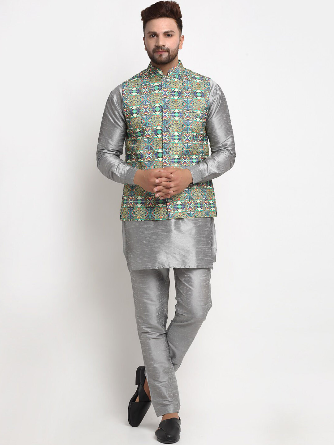 

Benstoke Men Grey Kurta with Pyjamas & Nehru Jacket
