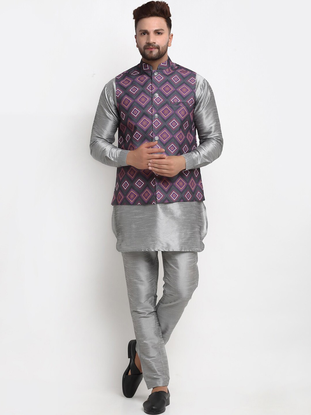 

Benstoke Men Grey Kurta with Pyjamas & Nehru jacket Set
