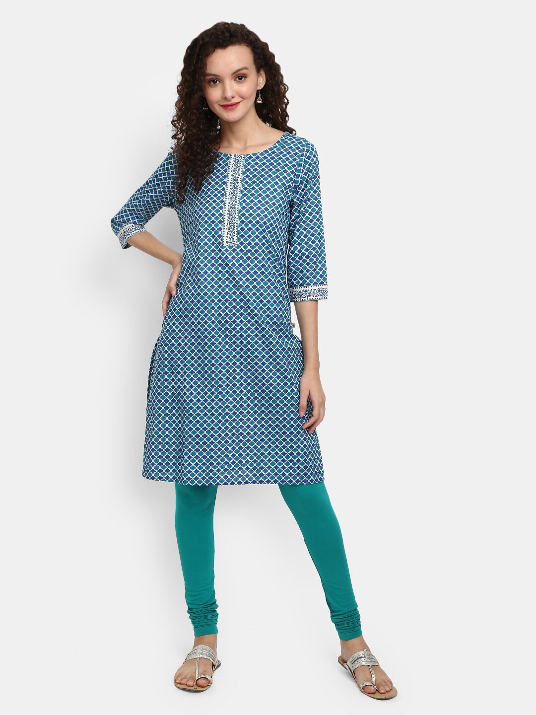 

V-Mart Women Teal & White Ethnic Motifs Printed Cotton Round Neck Kurta