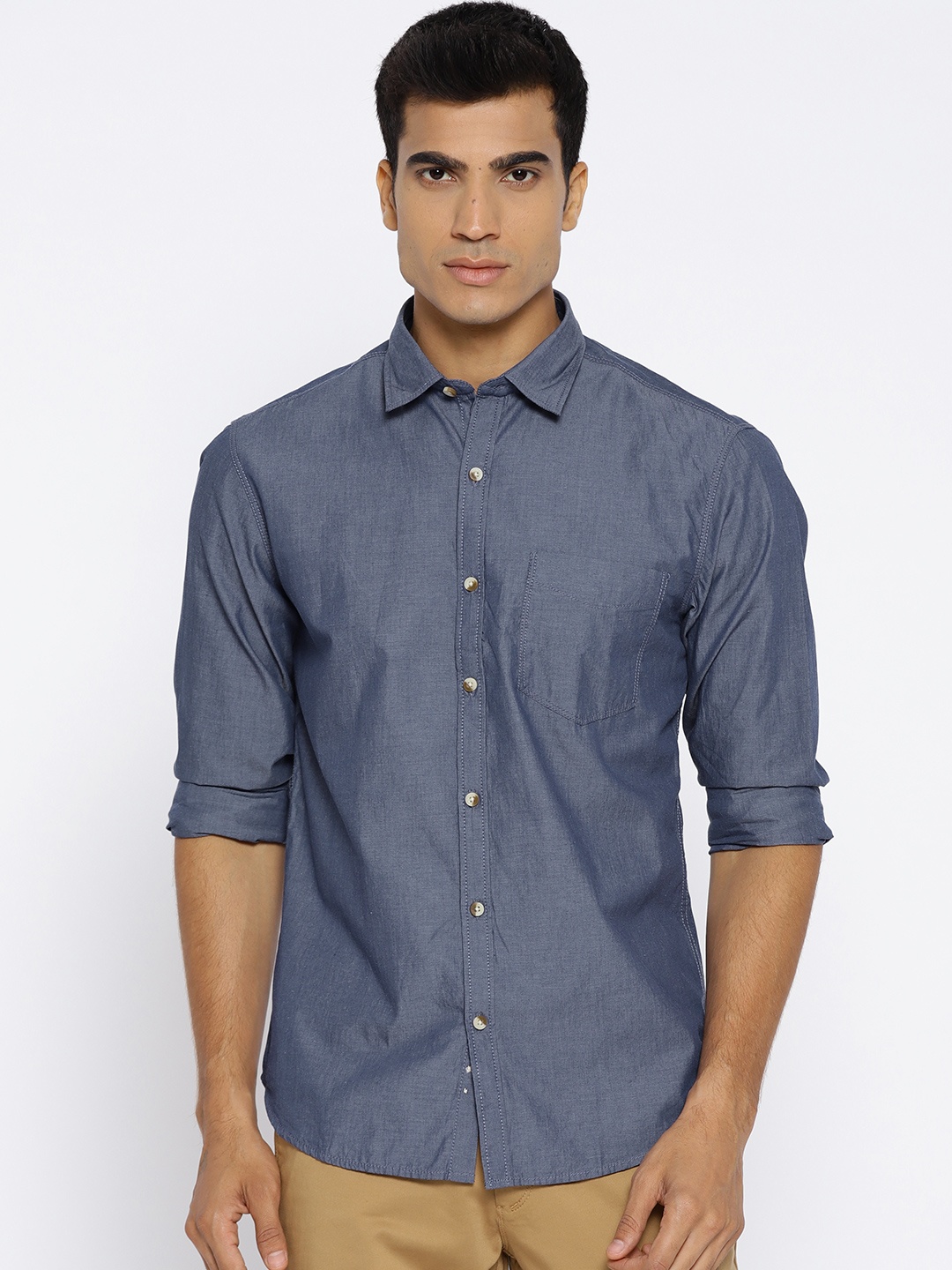 

John Players Men Blue Trim Fit Chambray Casual Shirt