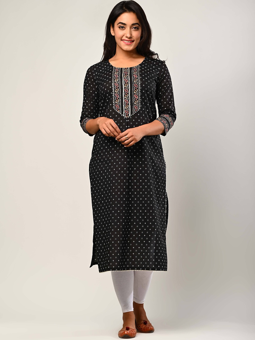 

Swasti Women Plus size Black Geometric Kurta