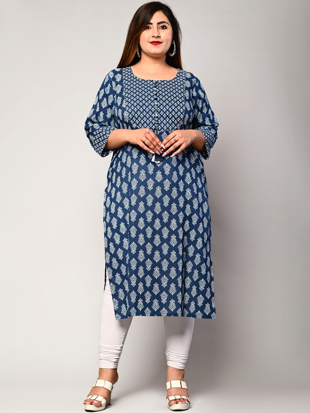 

Swasti Women Blue Floral Printed Floral Kurta
