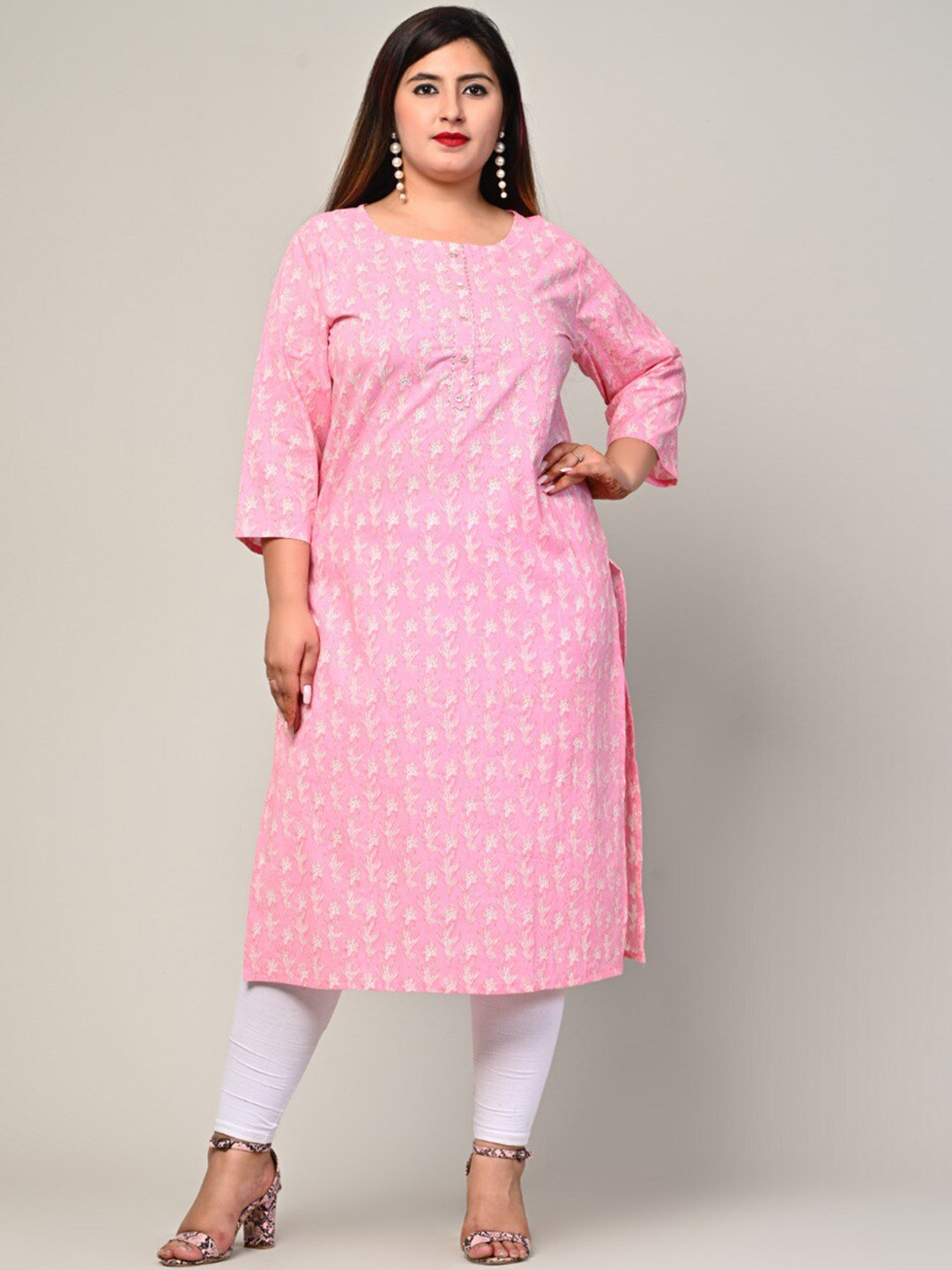 

Swasti Plus Women Pink Floral Printed Floral Kurta