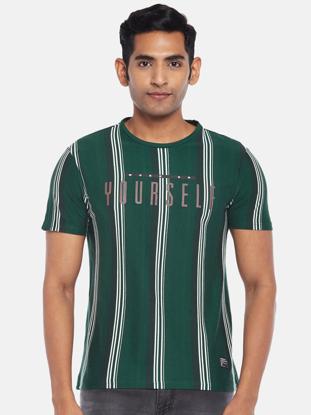 

People Men Green Striped Slim Fit T-shirt