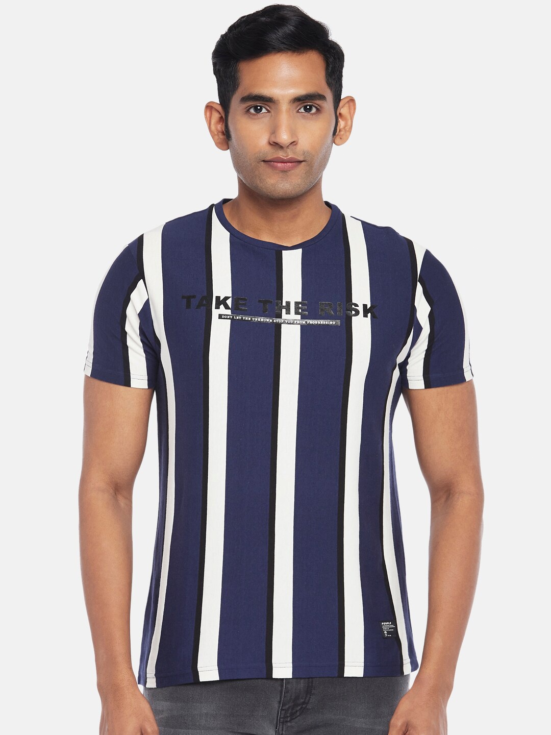 

People Men Navy Blue & White Striped Slim Fit T-shirt