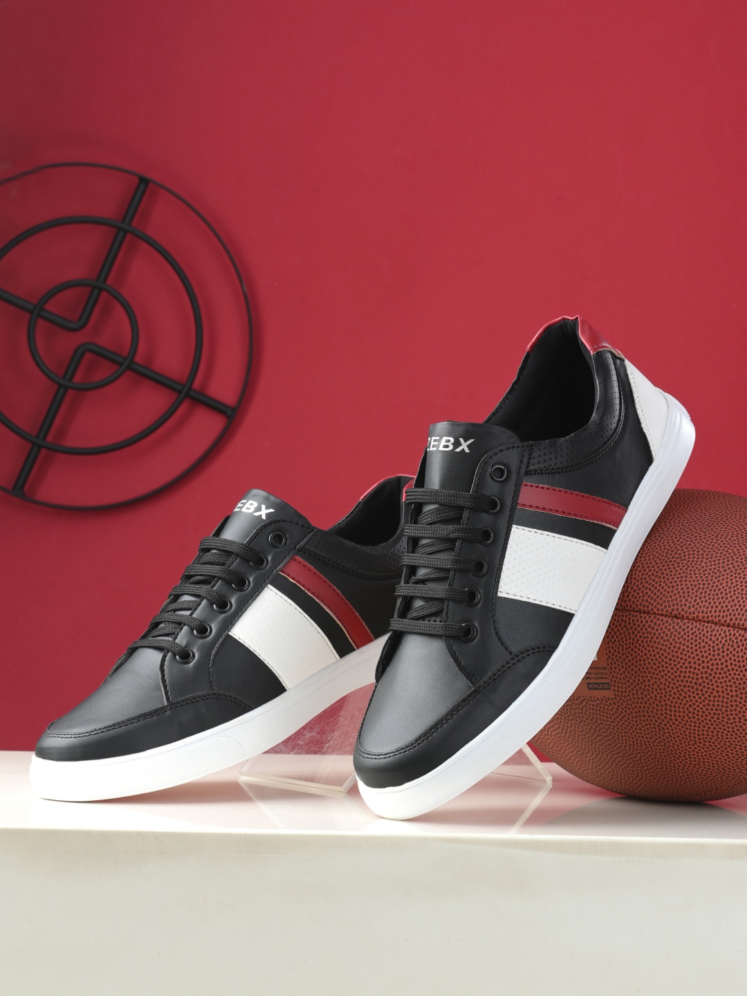 

ZEBX Men Black Colourblocked Sneakers