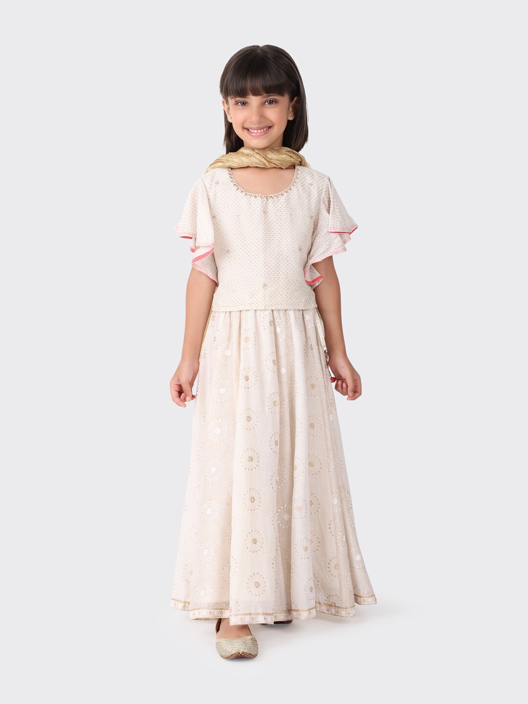 

Fabindia Girls Off White & Gold-Toned Embroidered Ready to Wear Lehenga & Blouse With Dupatta