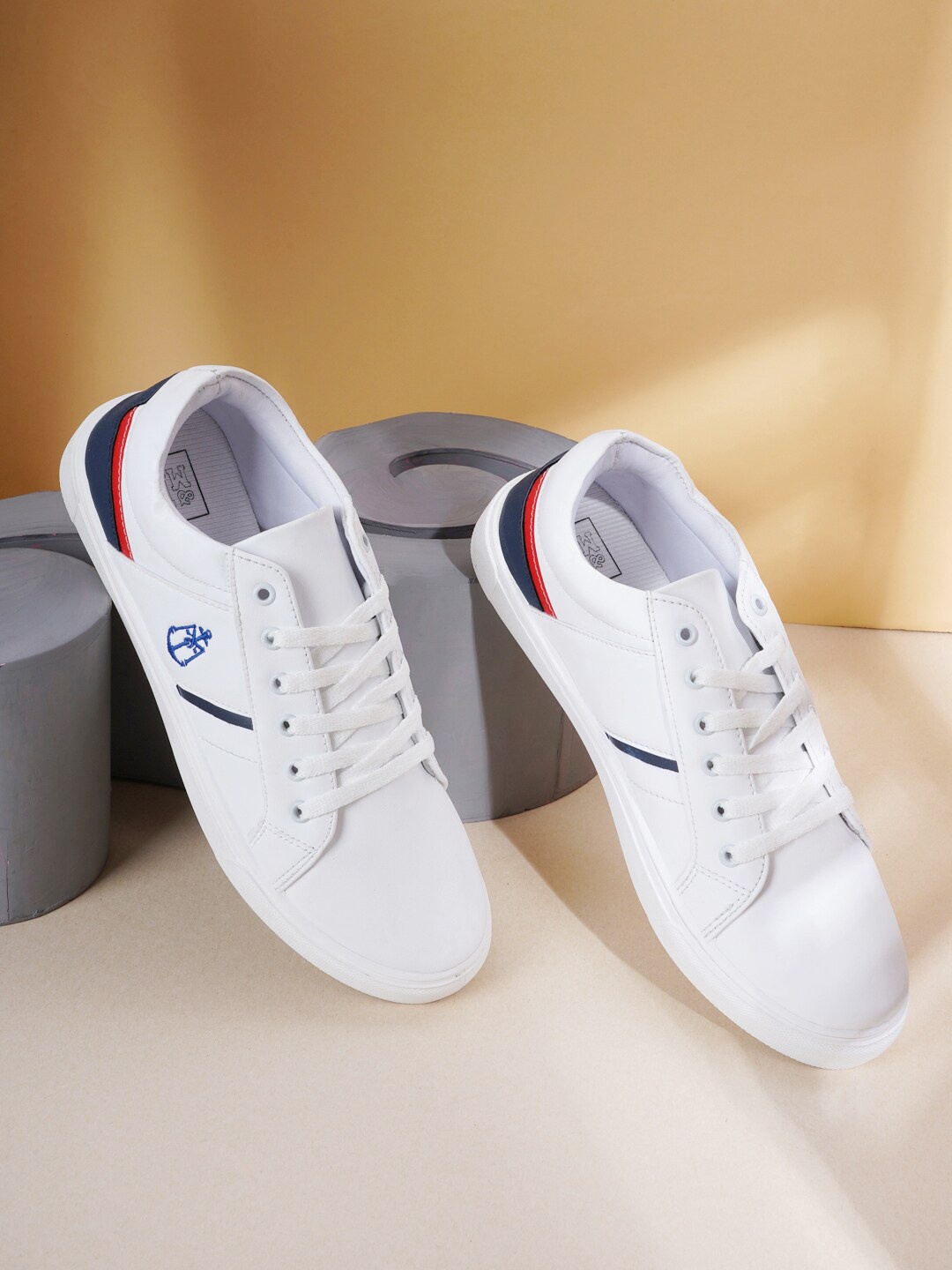 

Mast & Harbour Men White Solid Sneakers