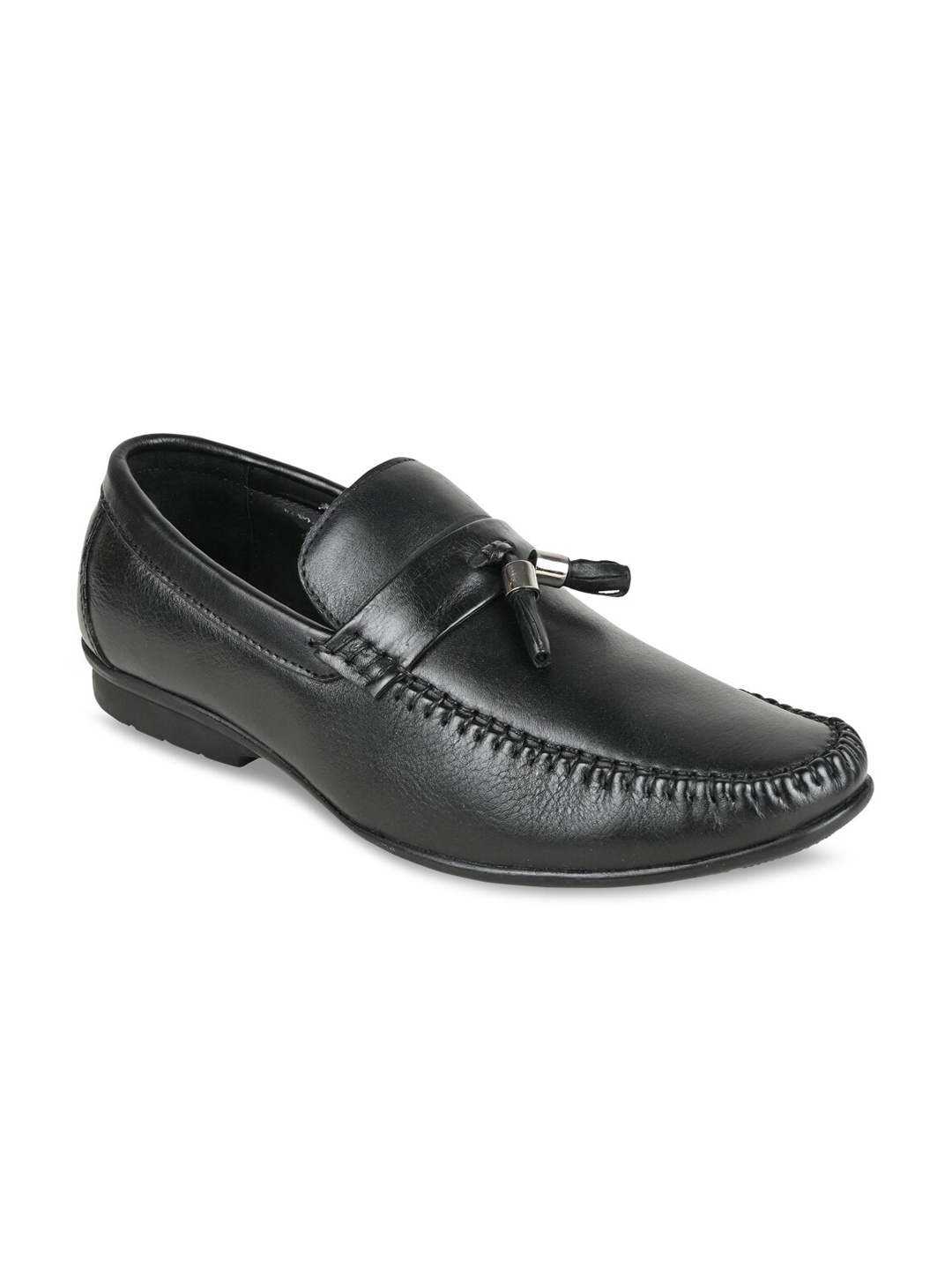

Regal Men Black Solid Leather Formal Loafers