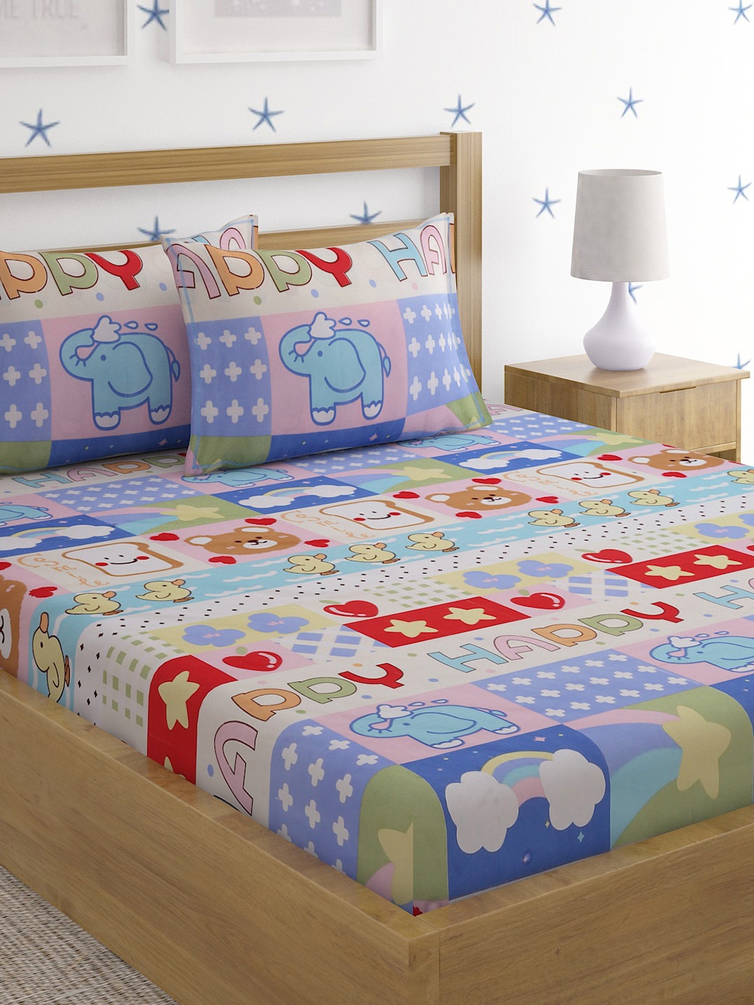 

SOKNACK Blue & Red 300 TC Queen Bedsheet with 2 Pillow Covers