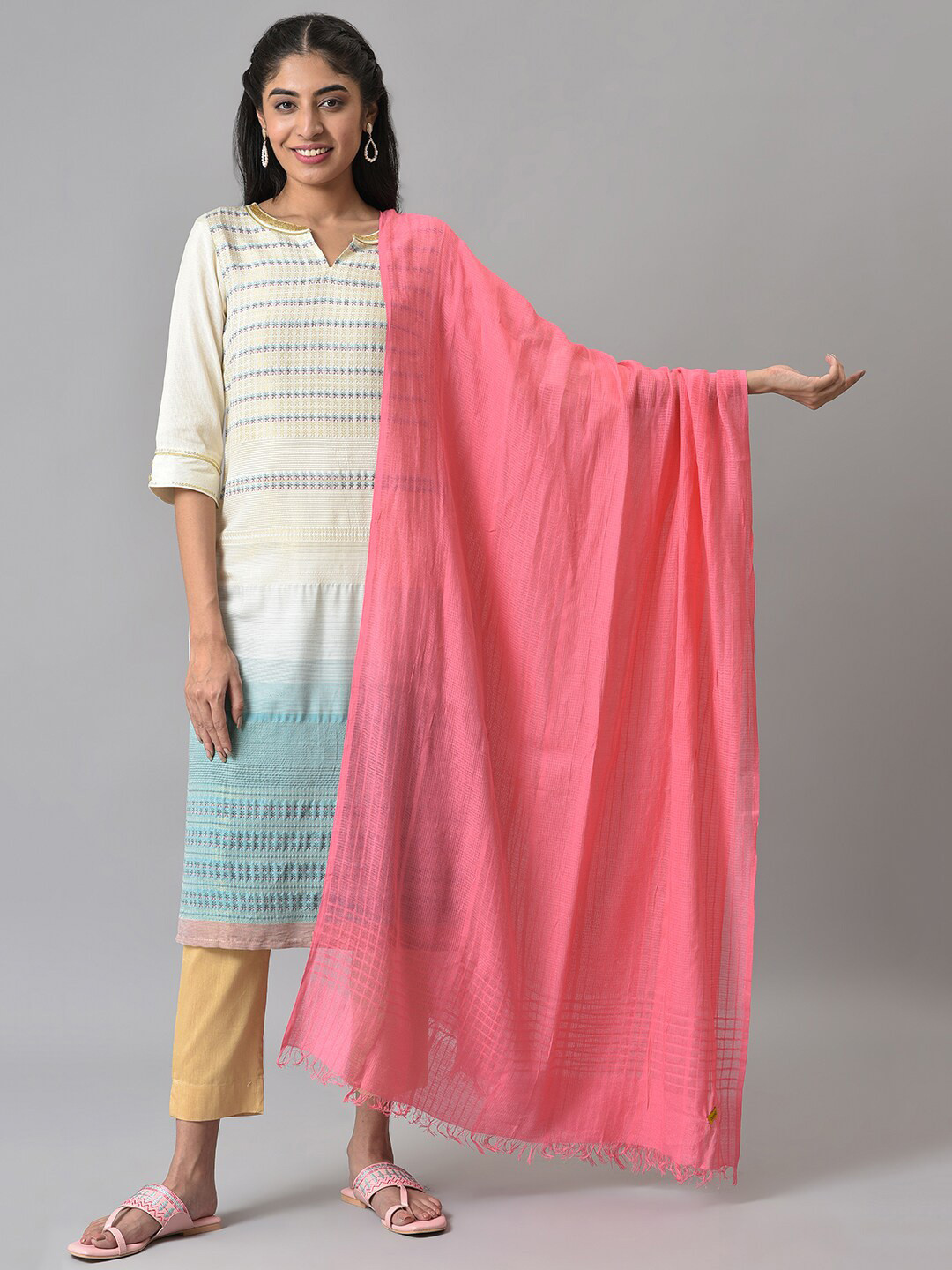 

AURELIA Pink Dupatta