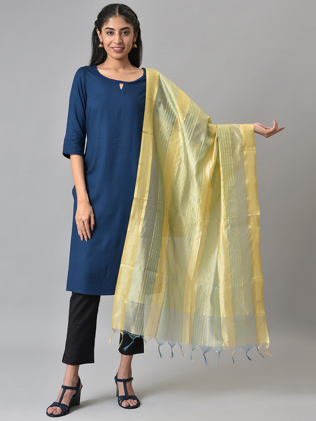 

AURELIA Gold-Toned & Yellow Printed Viscose Rayon Dupatta with Zari