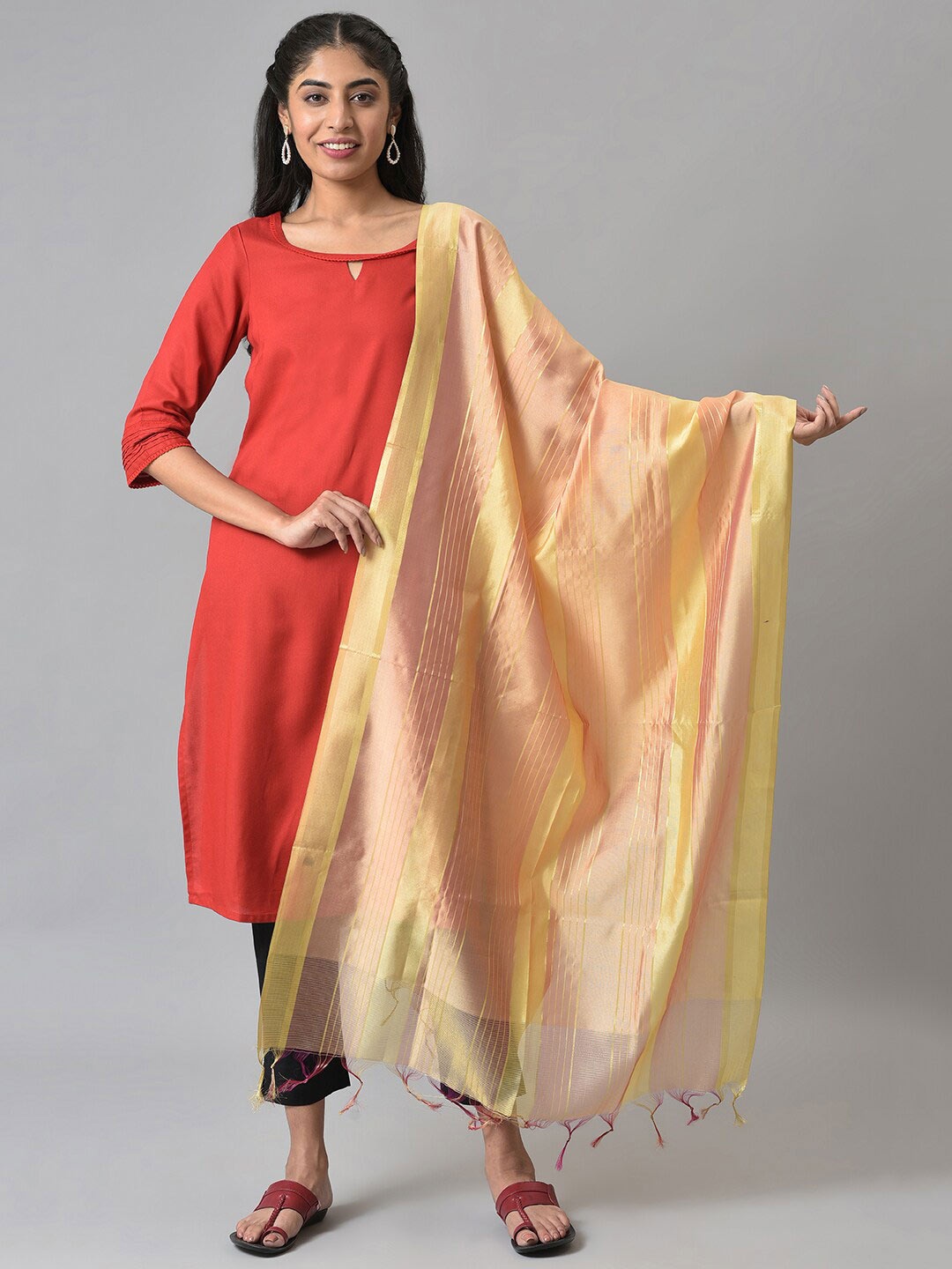 

AURELIA Pink & Yellow Printed Viscose Rayon Dupatta