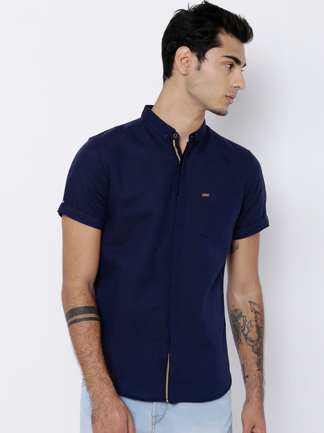 

LOCOMOTIVE Men Navy Slim Fit Solid Casual Shirt, Navy blue