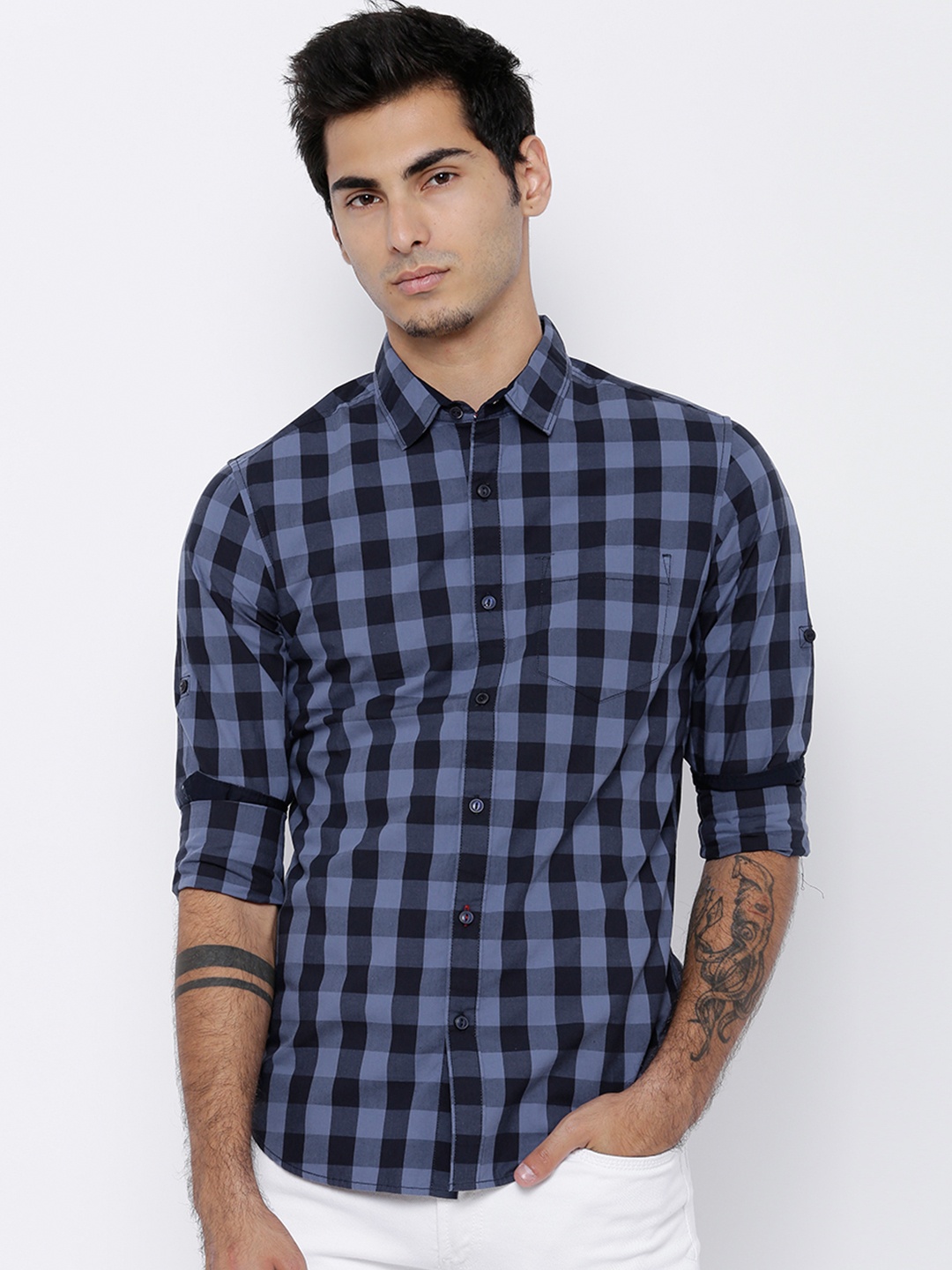

LOCOMOTIVE Men Blue Slim Fit Checked Casual Shirt