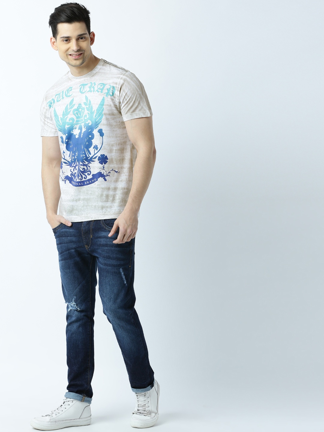 

Huetrap Men White Printed T-shirt