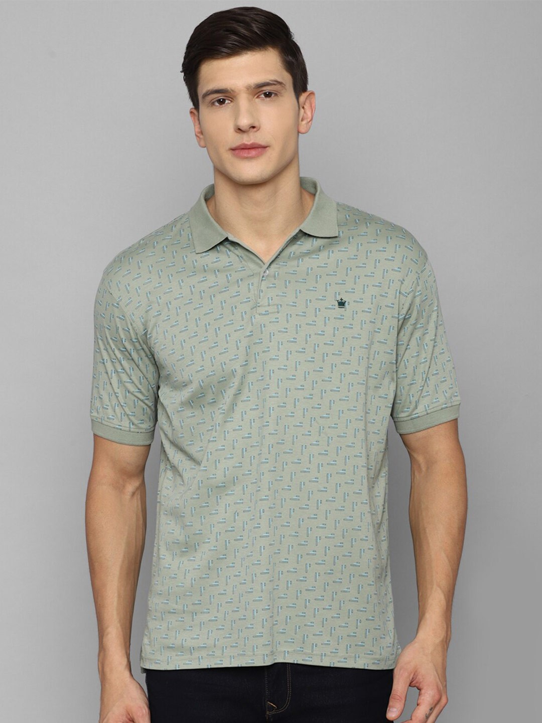 

Louis Philippe Men Green Polo Collar Short Sleeves T-shirt