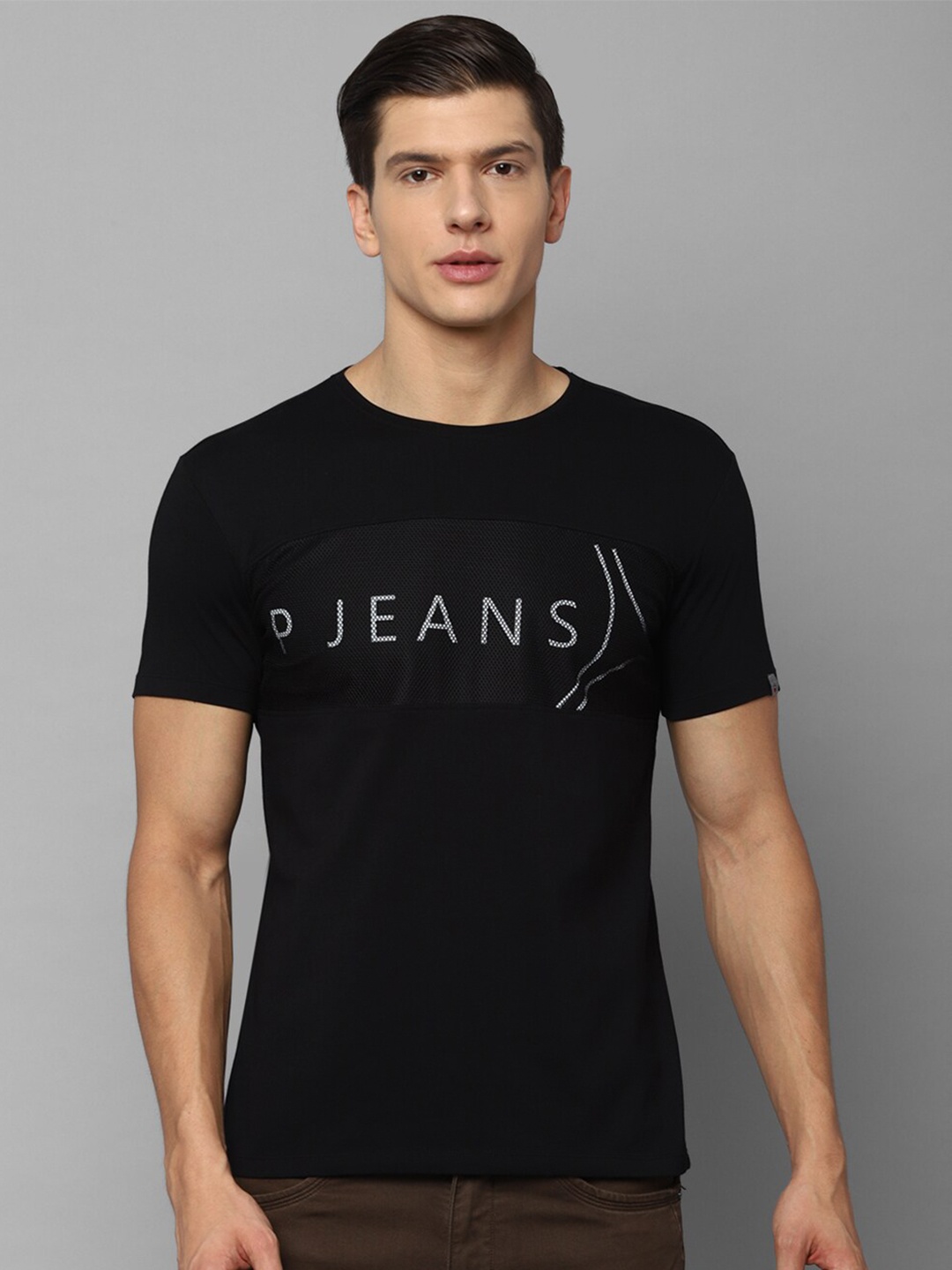 

Louis Philippe Jeans Men Black Typography Printed Pure Cotton Slim Fit T-shirt