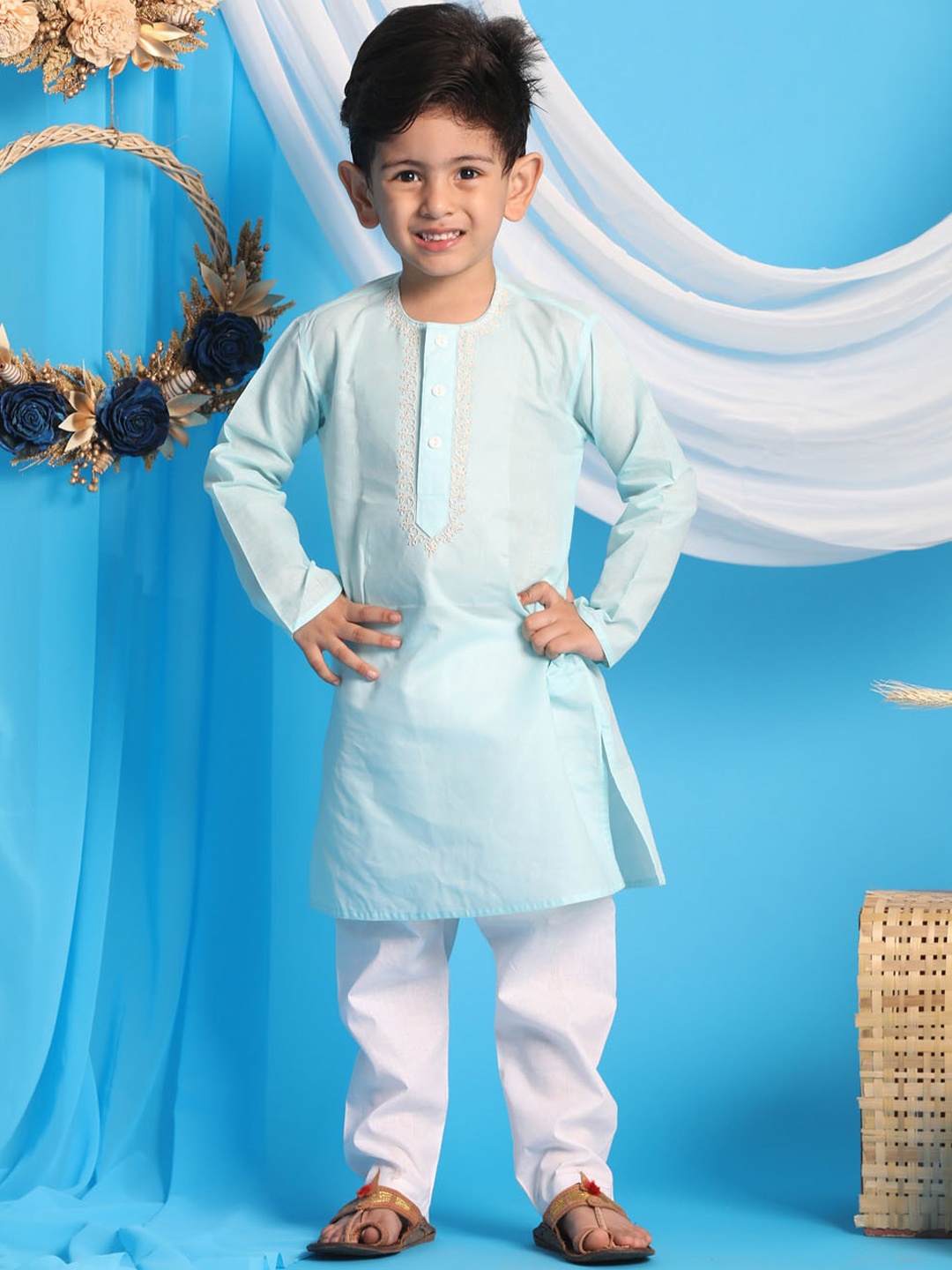 

VASTRAMAY Boys Blue Thread Work Kurta with Churidar