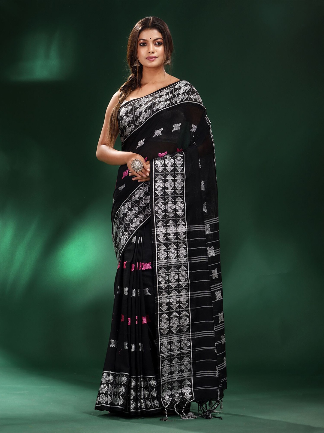 

Charukriti Black & Silver-Toned Woven Design Pure Cotton Saree