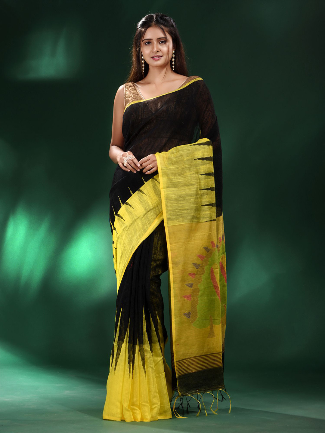 

Charukriti Black & Yellow Pure Silk Saree