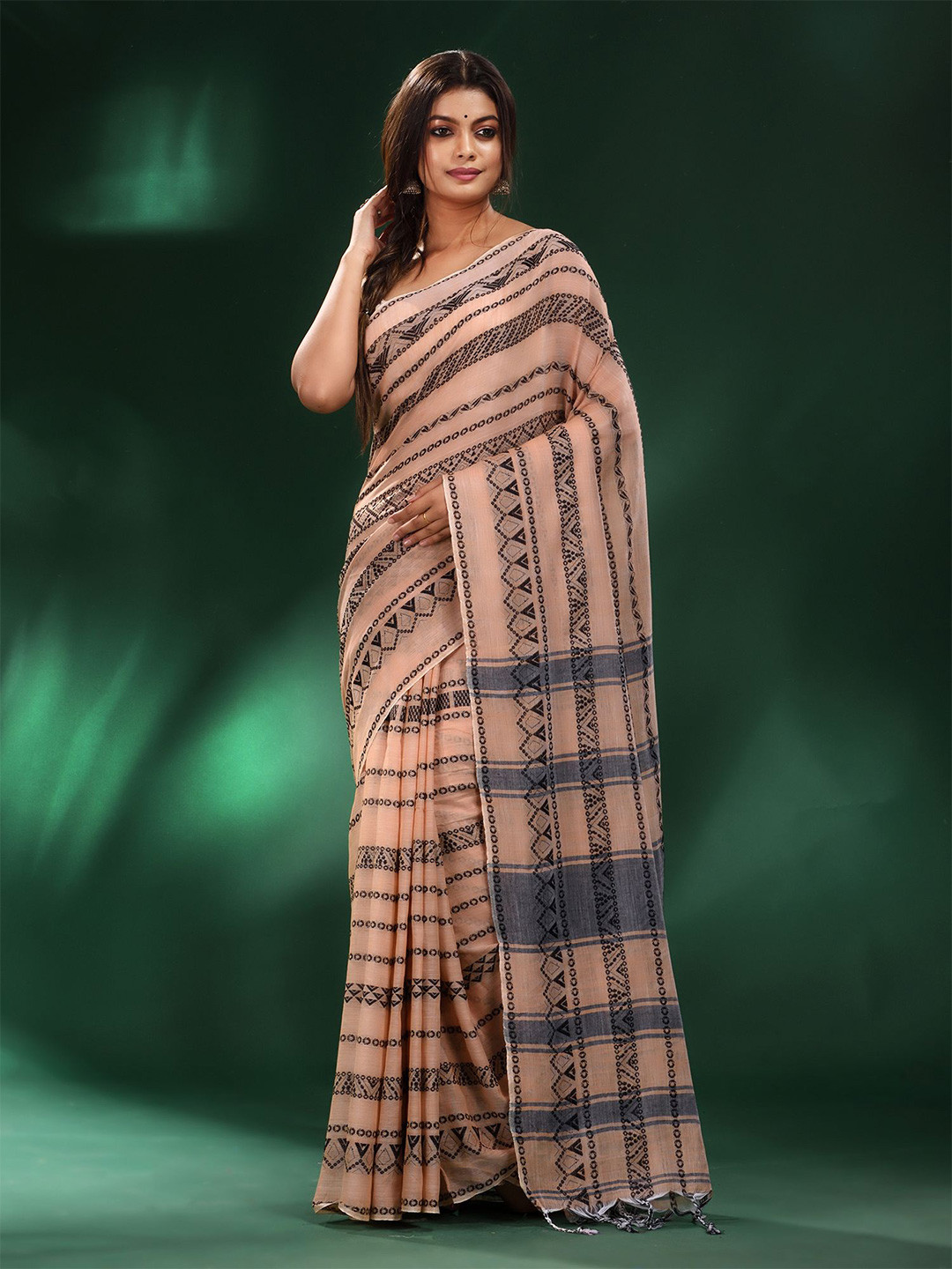 

Charukriti Beige & Blue Woven Design Pure Cotton Saree